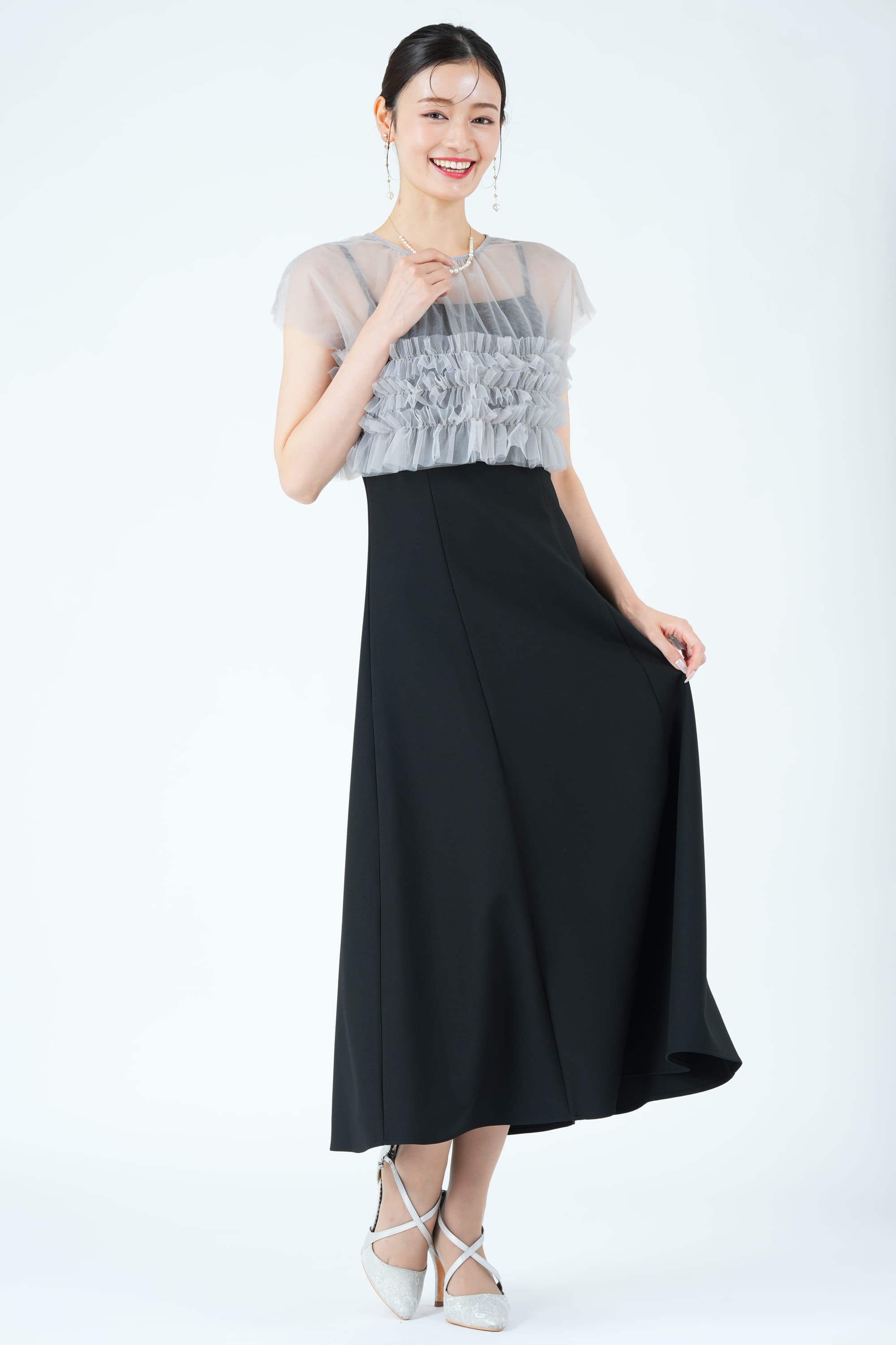 立体エアリーチュールブラックドレス