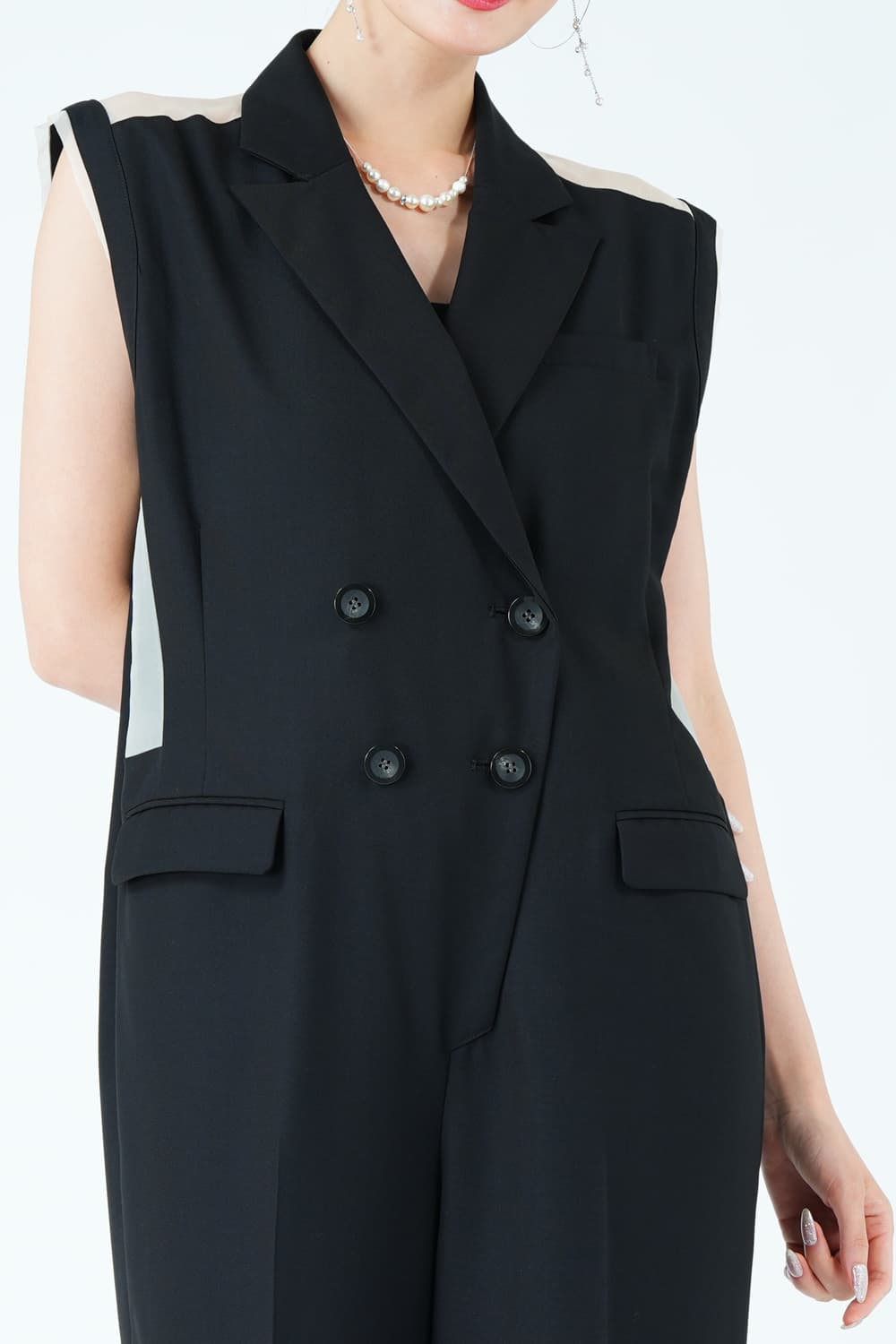 ダブルボタンジャケット風ブラックパンツドレス