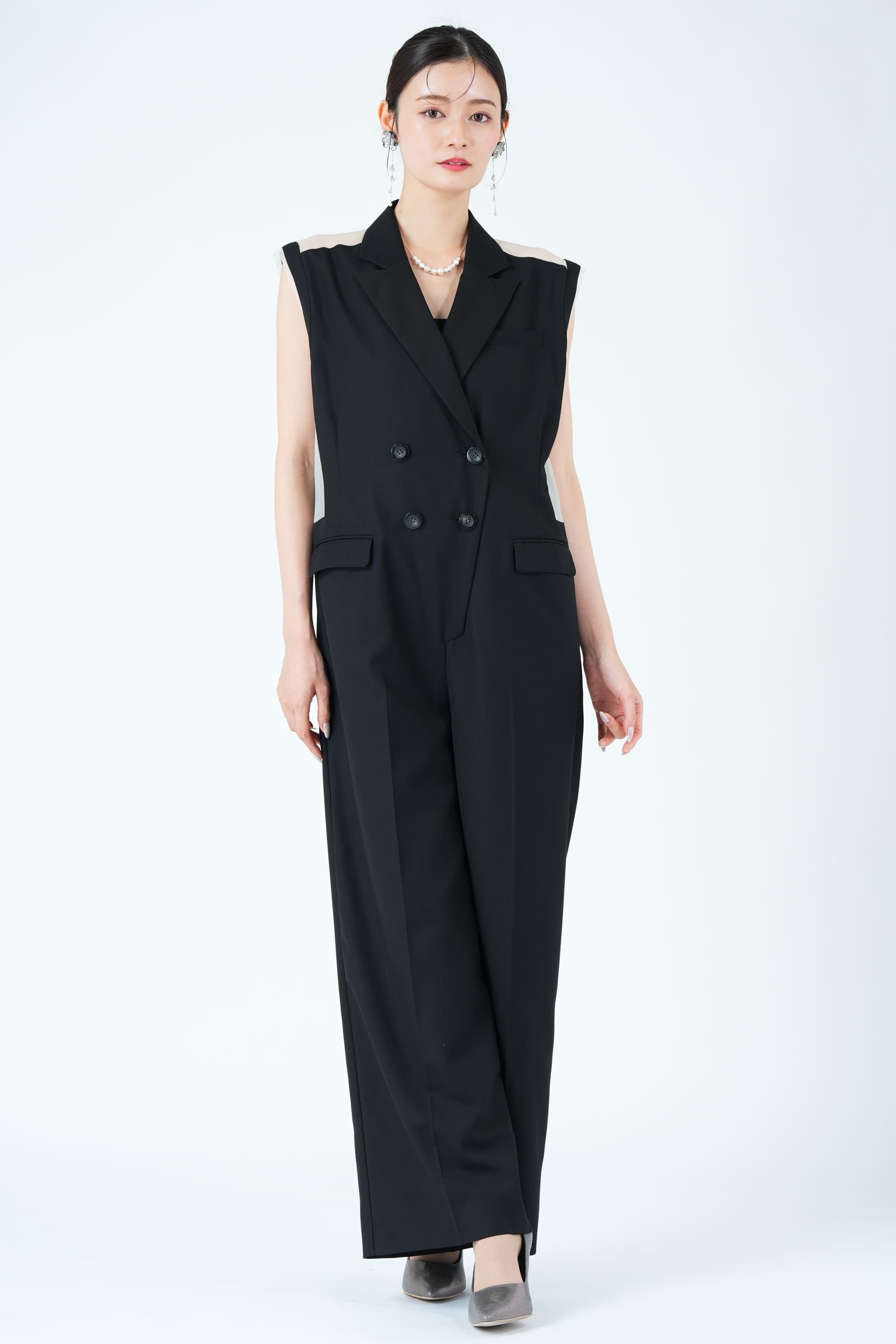 ダブルボタンジャケット風ブラックパンツドレス