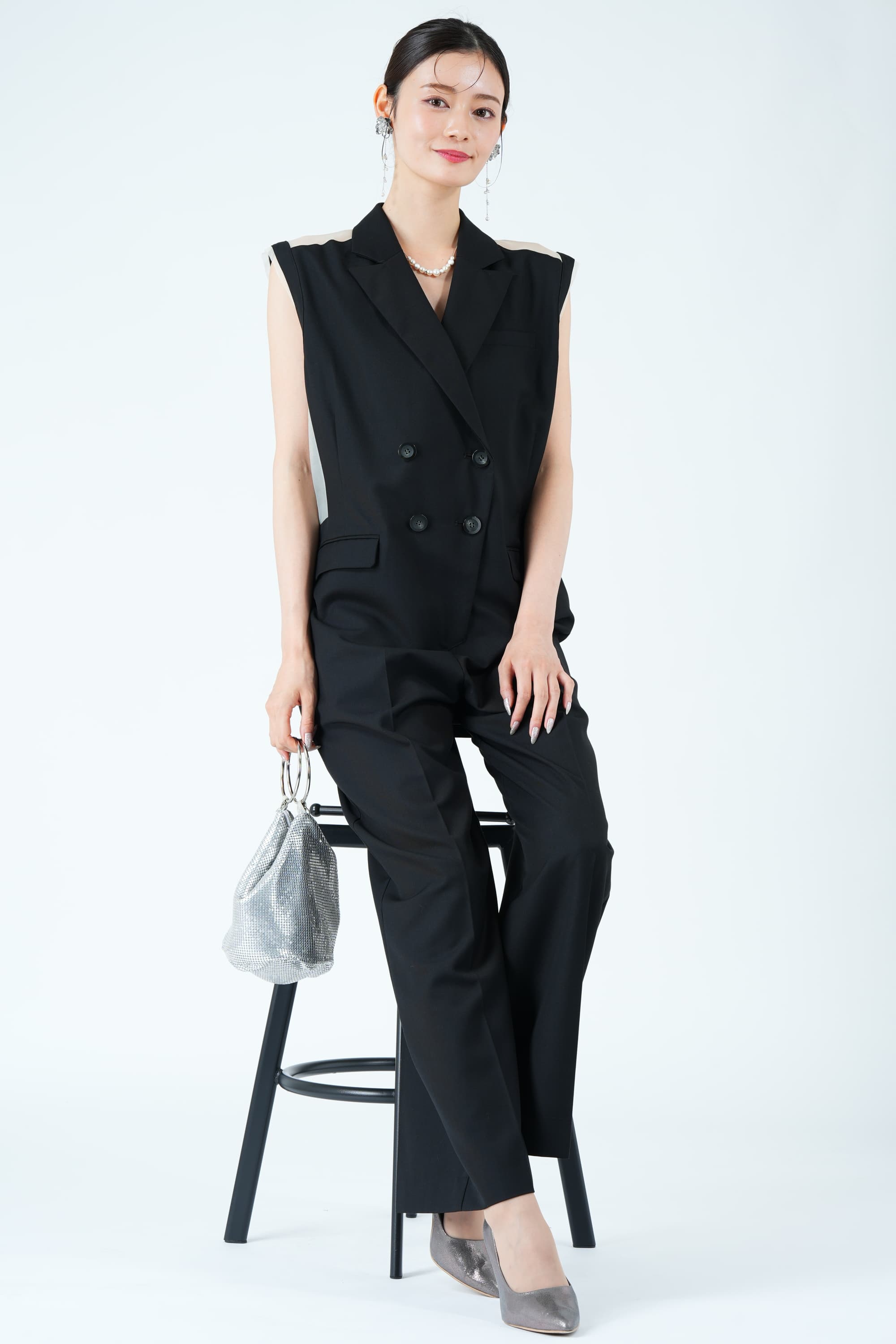 ダブルボタンジャケット風ブラックパンツドレス