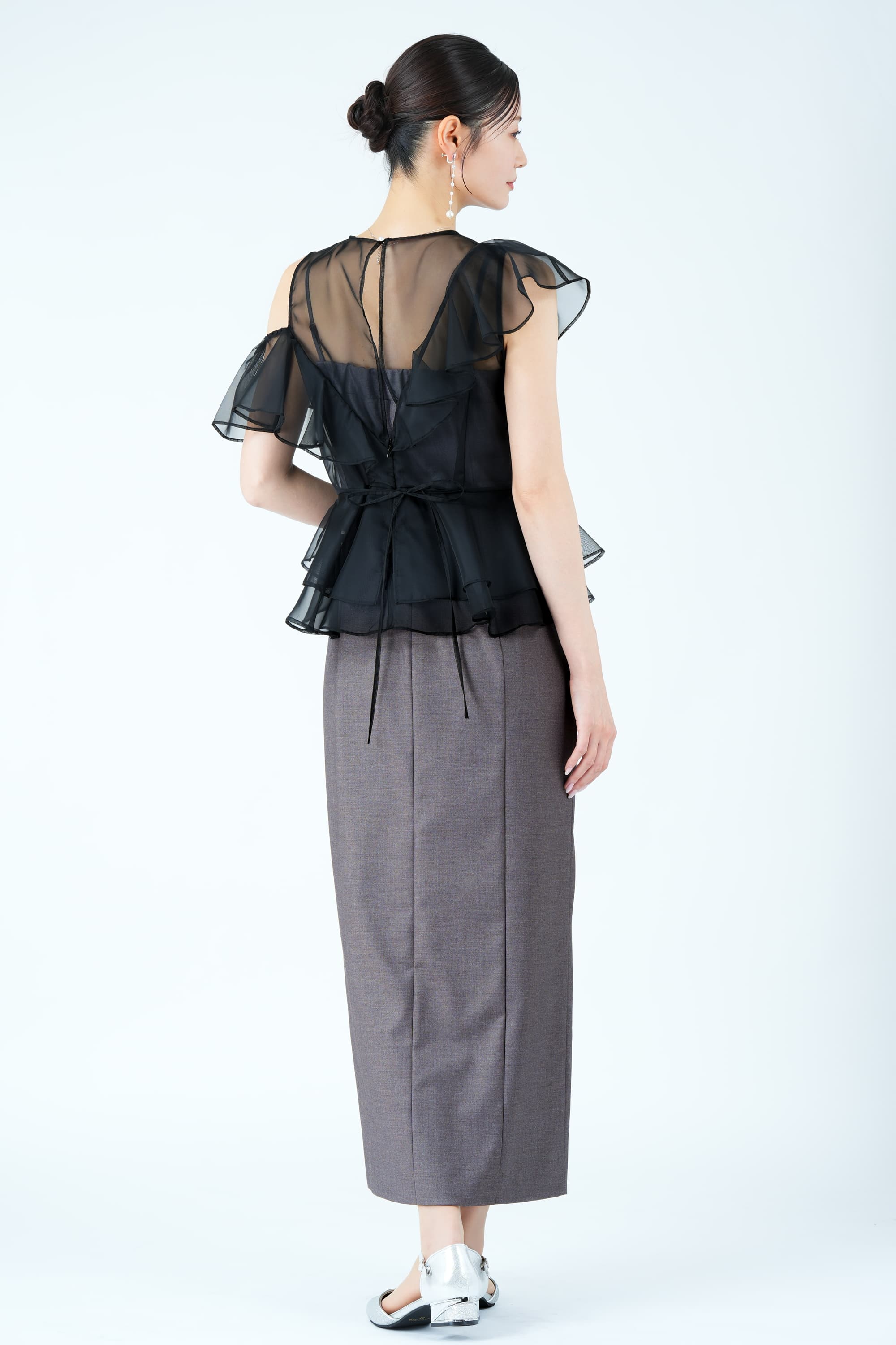 シアーレイヤードフリル異素材グレードレス