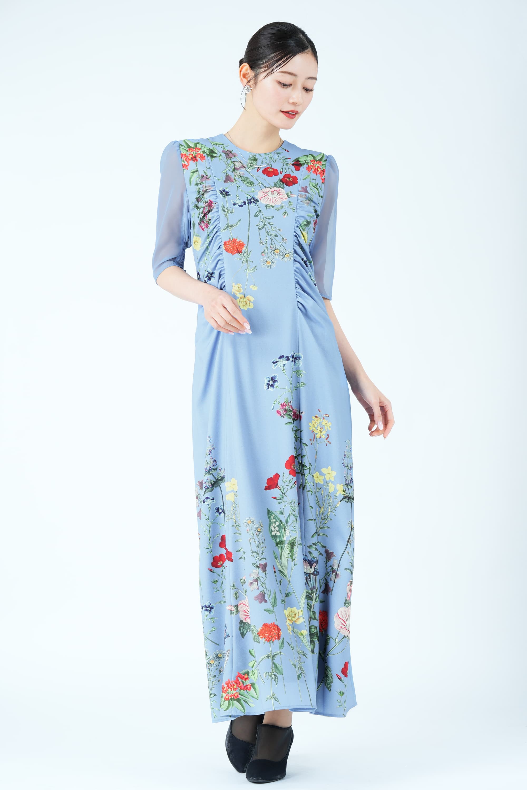 ボタニカルブルーム柄ブルードレス