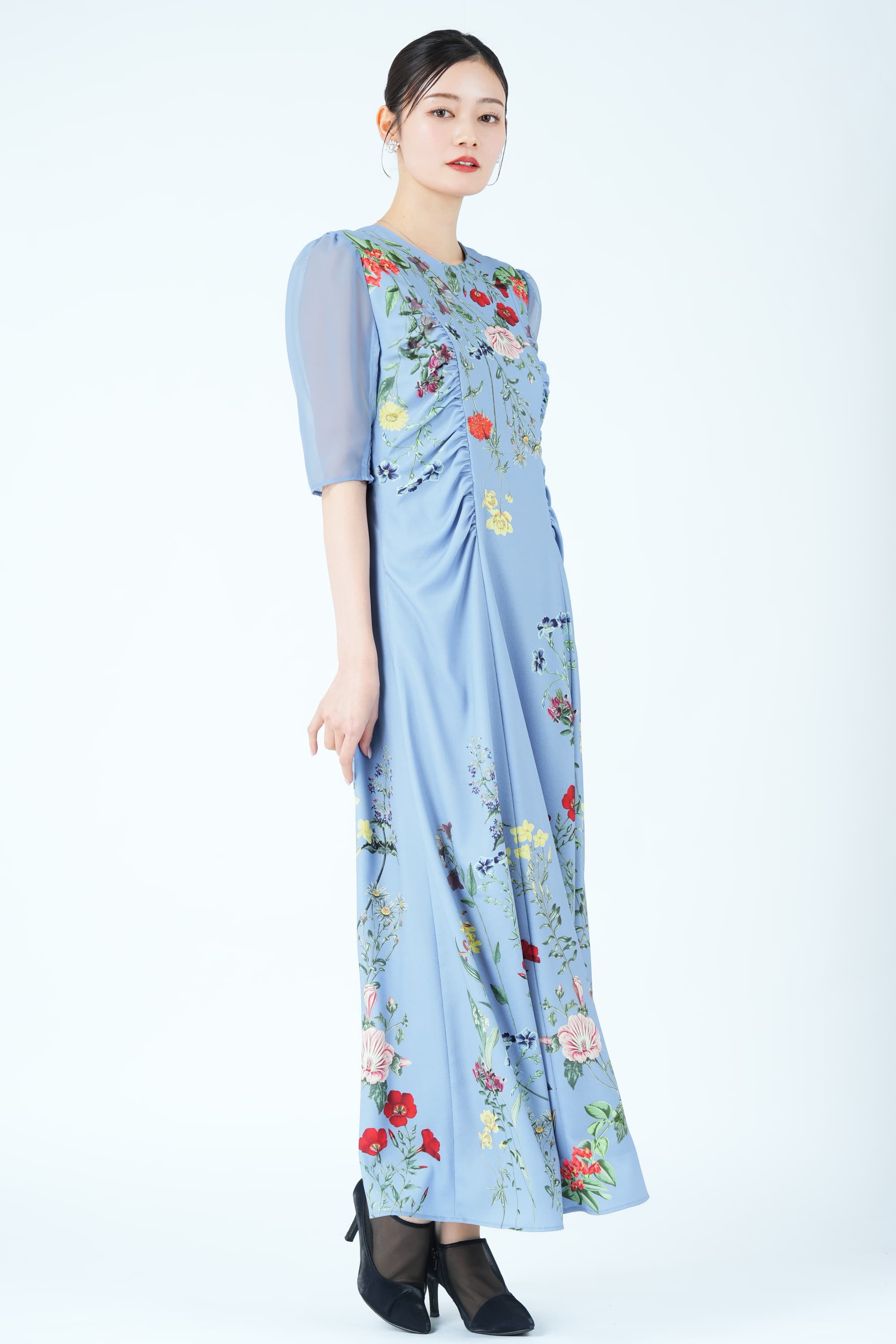 ボタニカルブルーム柄ブルードレス