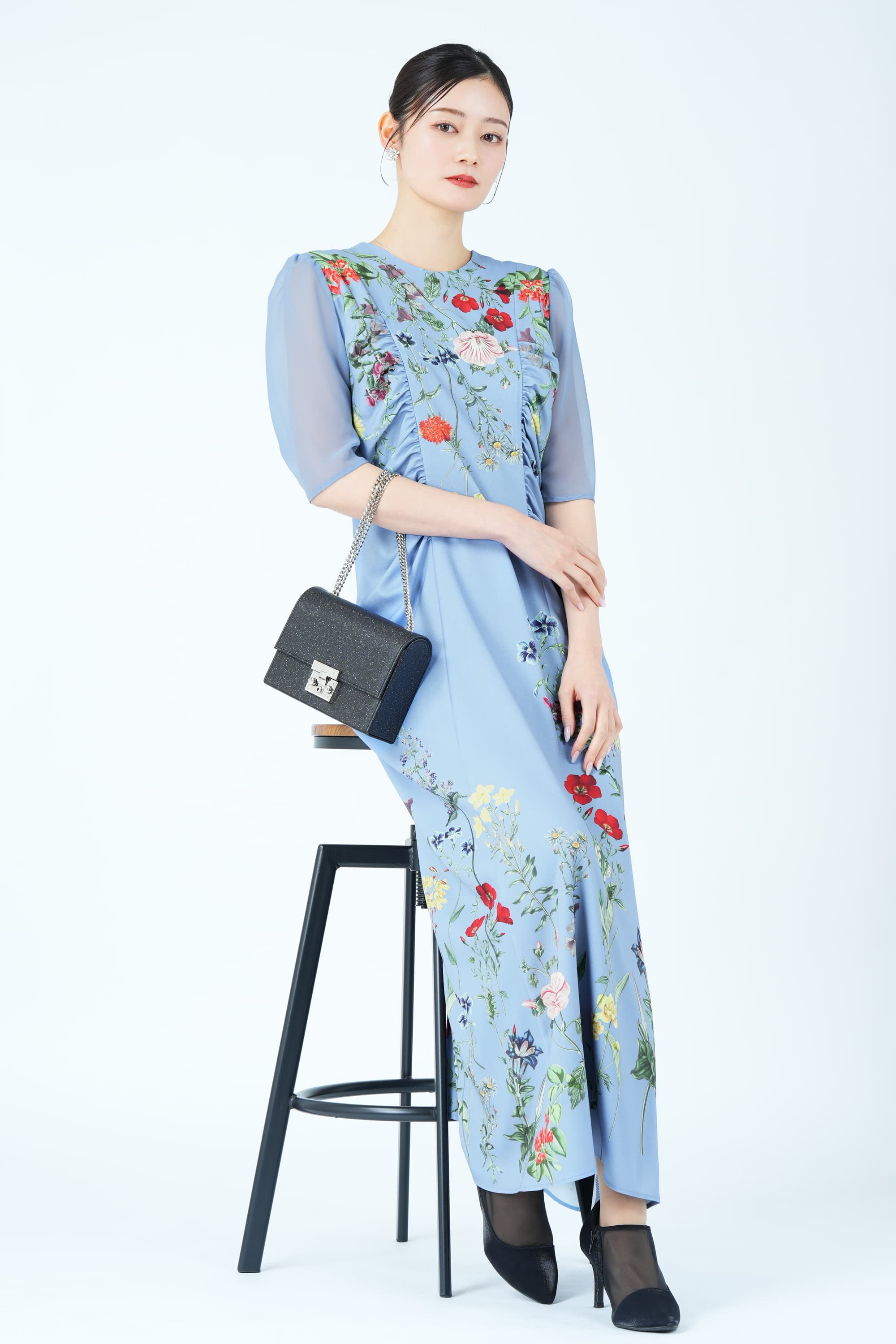 ボタニカルブルーム柄ブルードレス