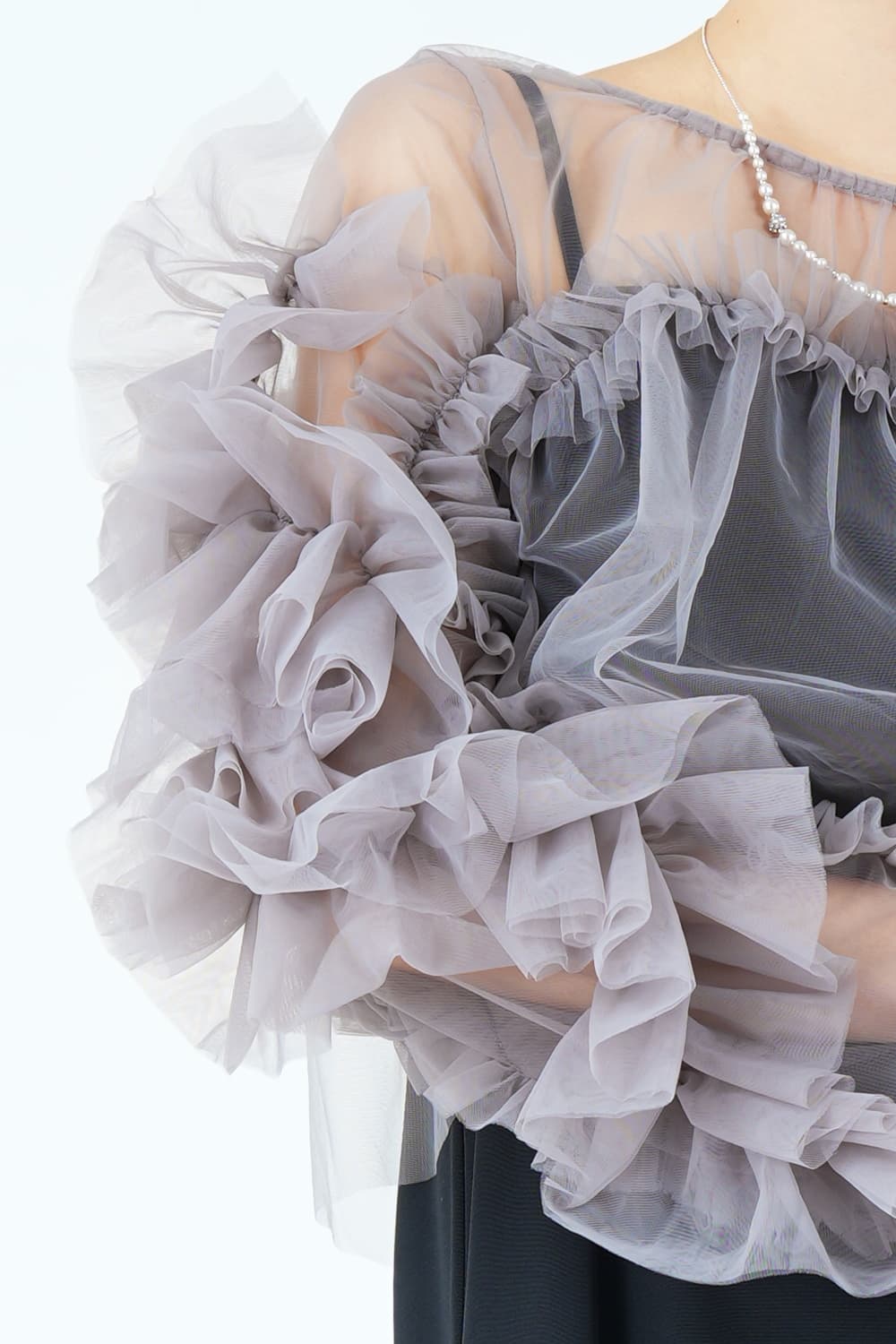 Discoat グレーチュールフリルボレロ×ブラックドレス (S) をレンタル