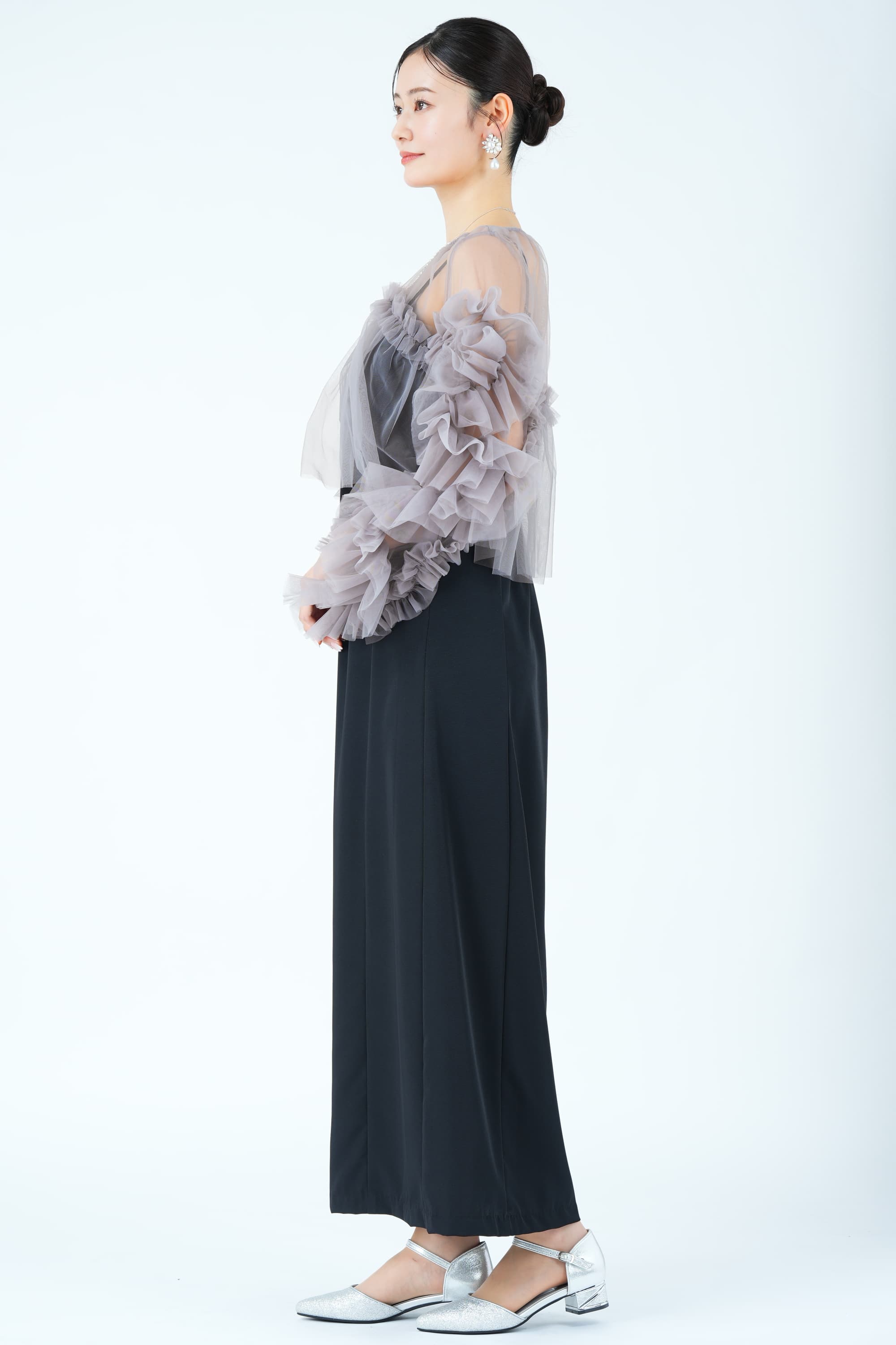 Discoat グレーチュールフリルボレロ×ブラックドレス (M) をレンタル