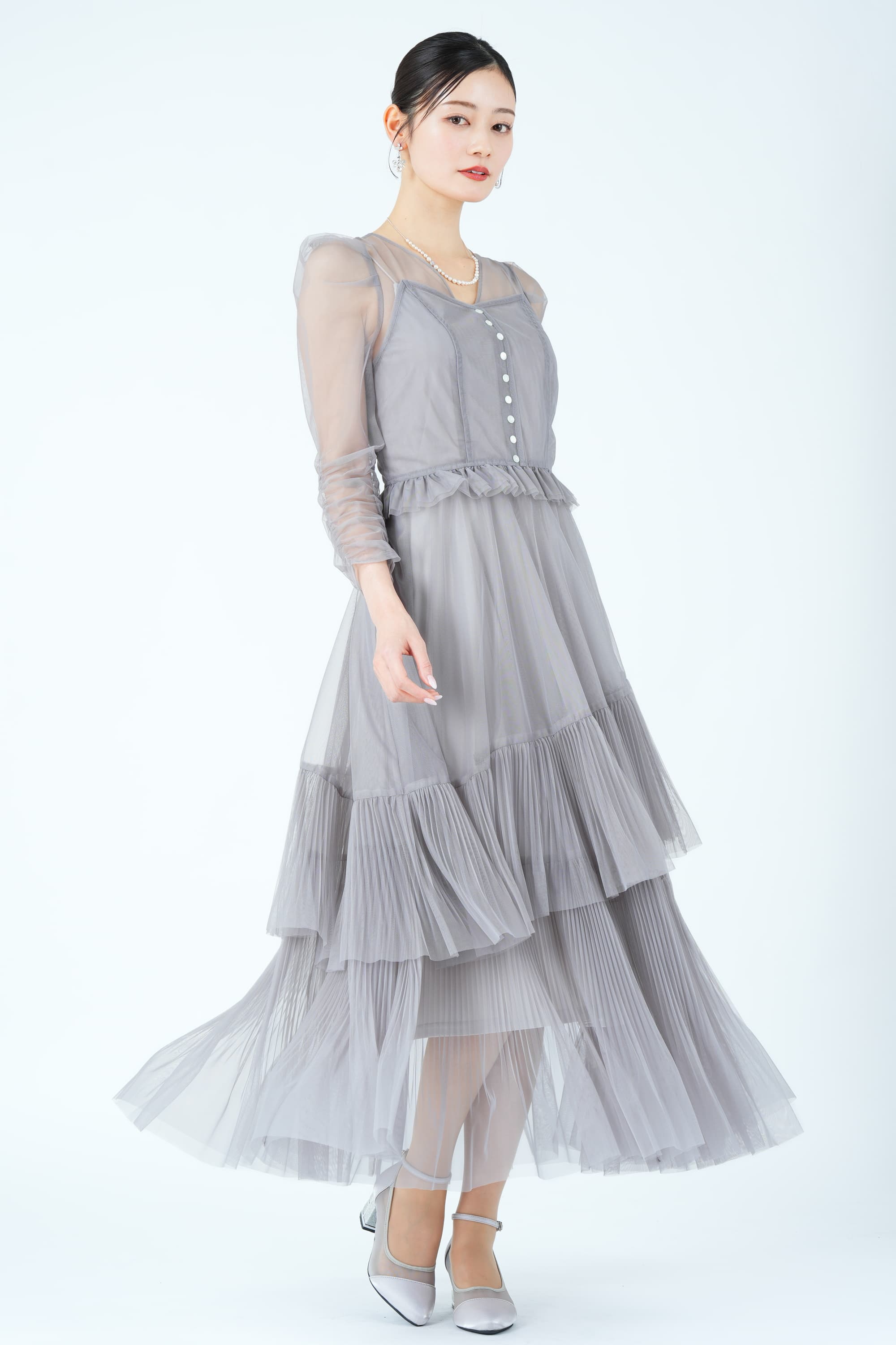 アシメティアードチュールグレードレス