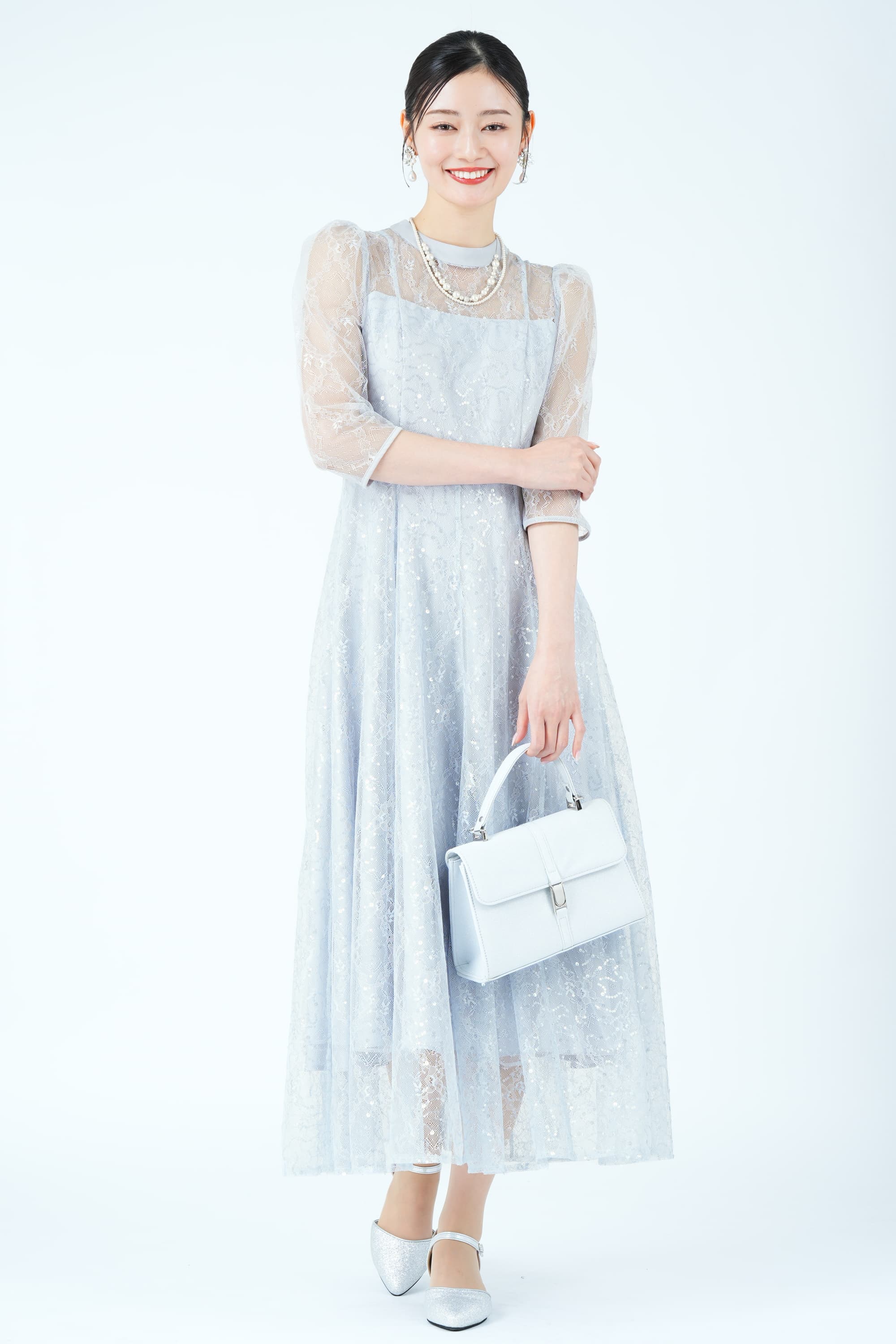 フラワー柄スパンコールレースサックスブルードレス