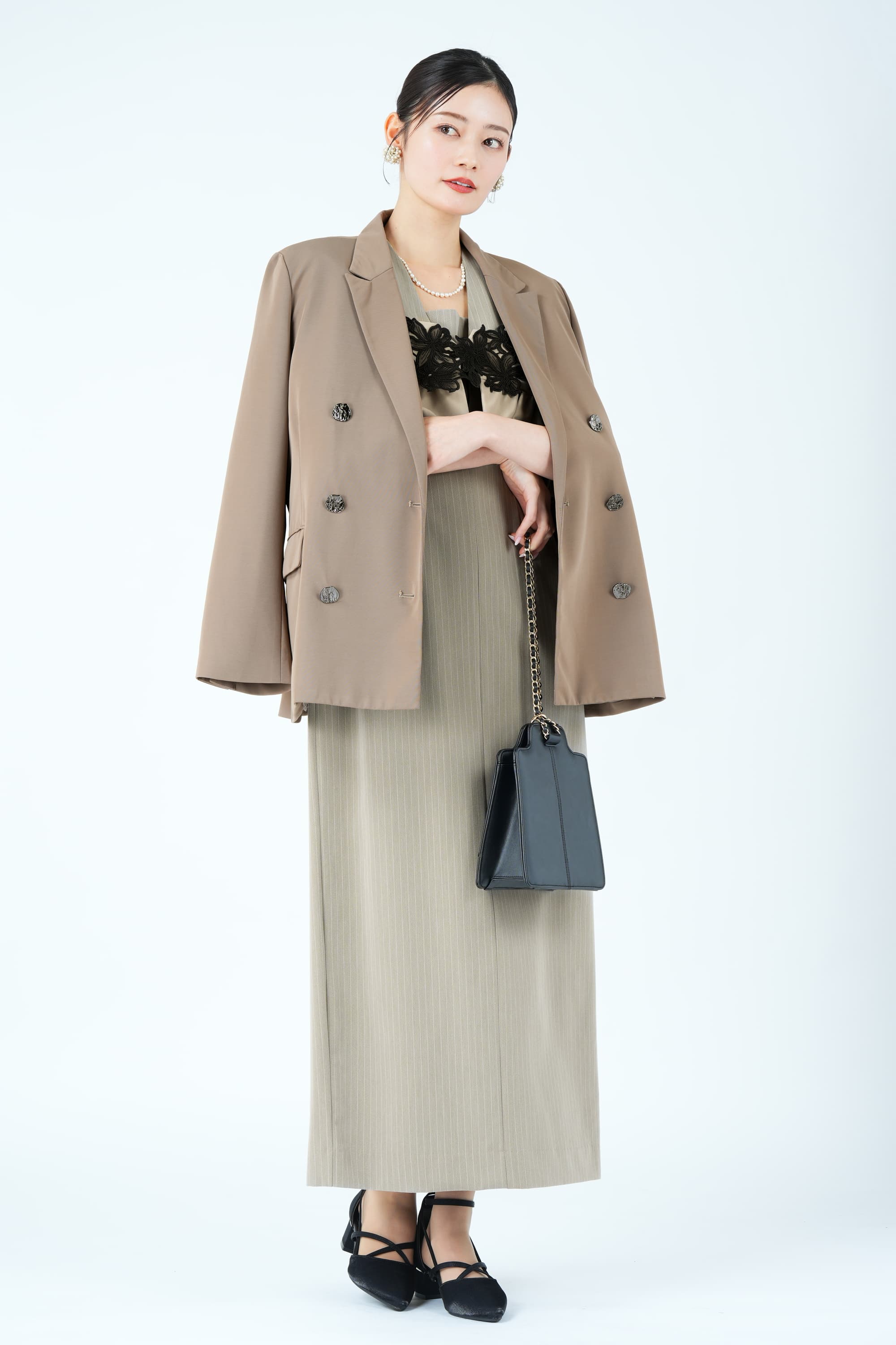 刺繍ビスチェ&times;ピンストライプベージュドレス