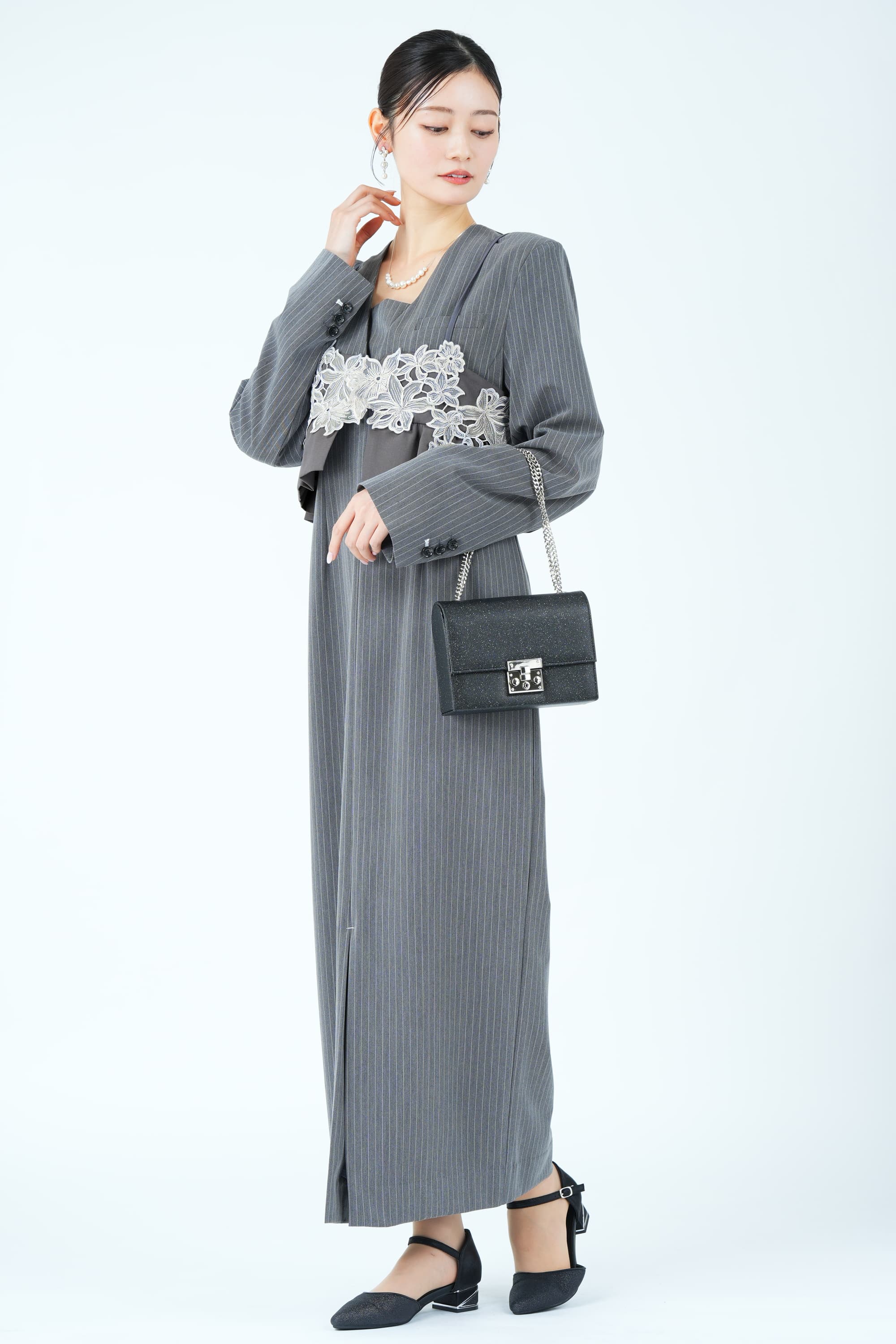 刺繍ビスチェ&times;テーラードピンストライプグレードレス