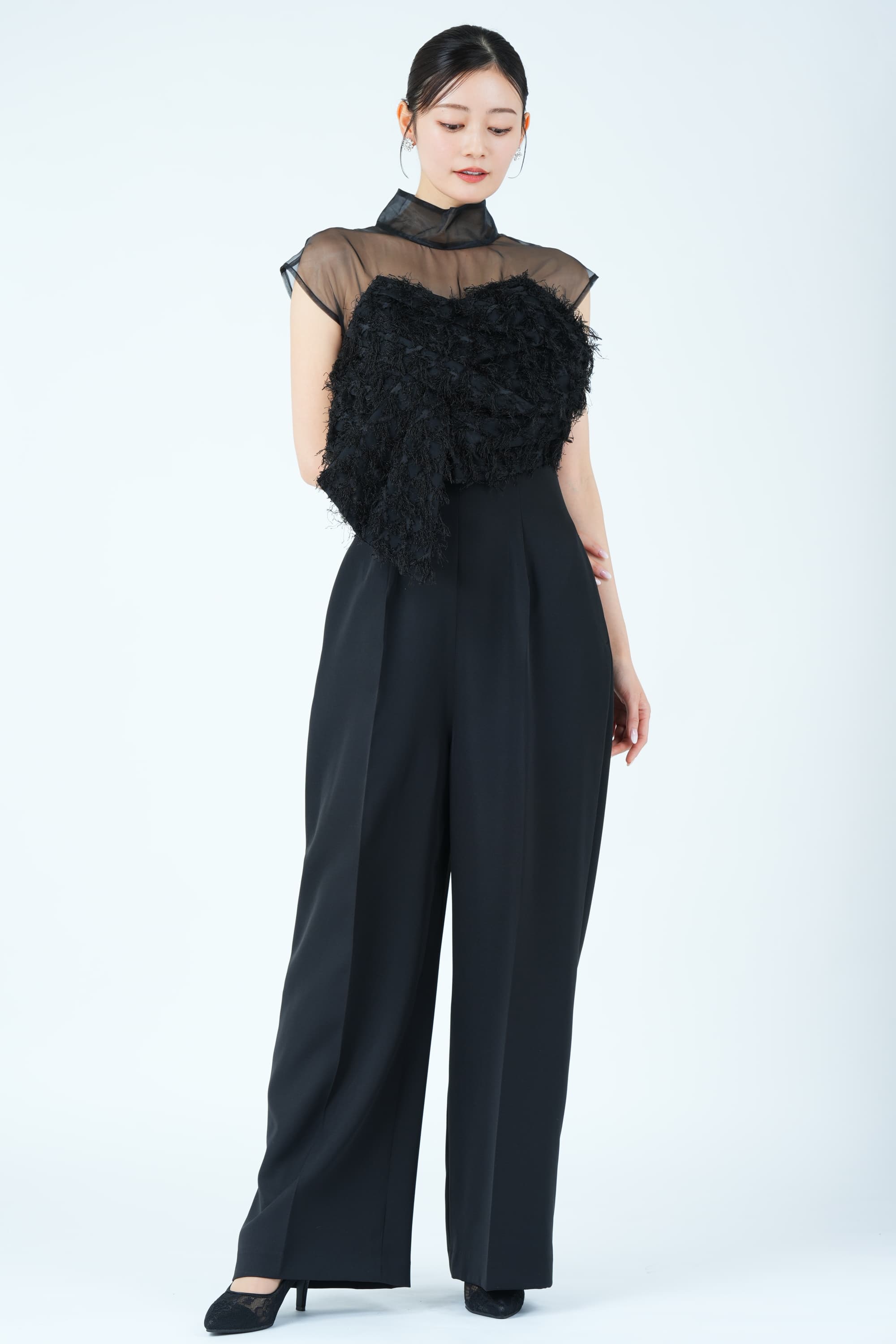 カットジャガードベアトップ風ブラックパンツドレス