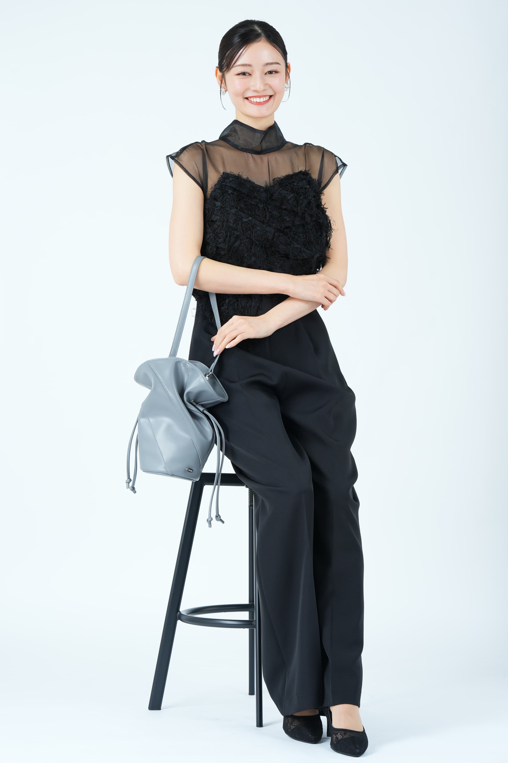 カットジャガードベアトップ風ブラックパンツドレス