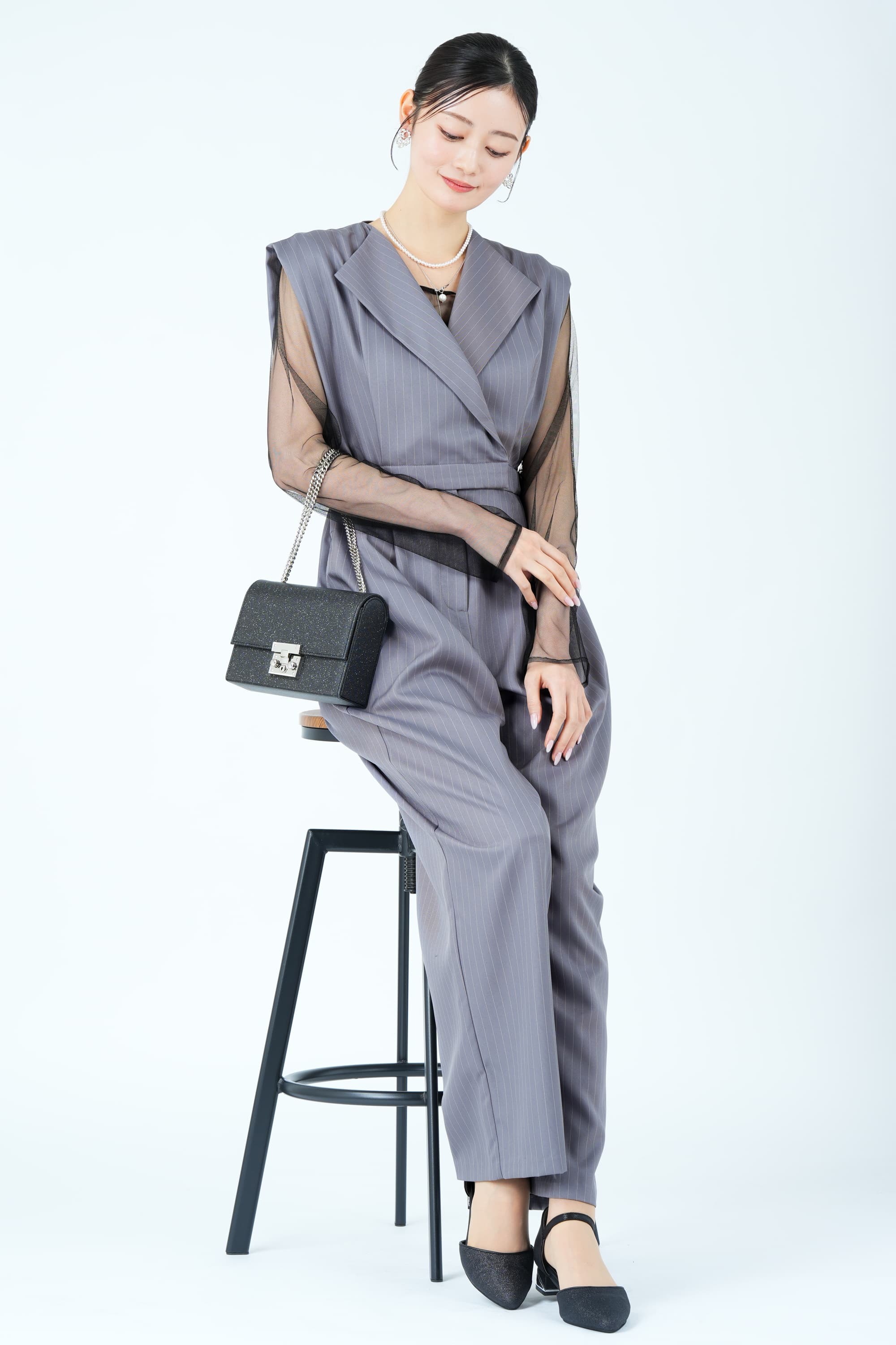 スタンドアウトカラーグレーストライプパンツドレス