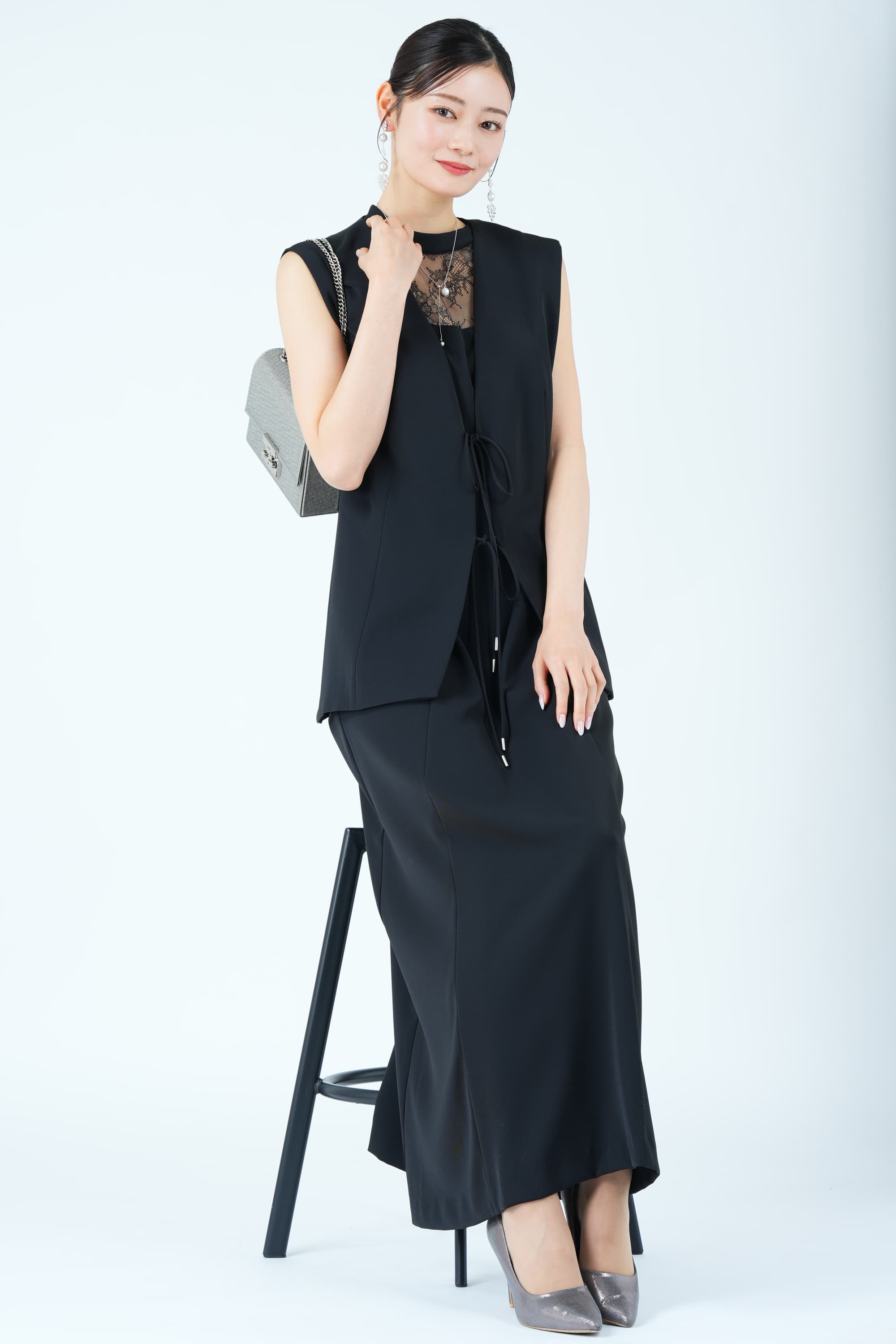 コードジレレイヤードブラックドレス