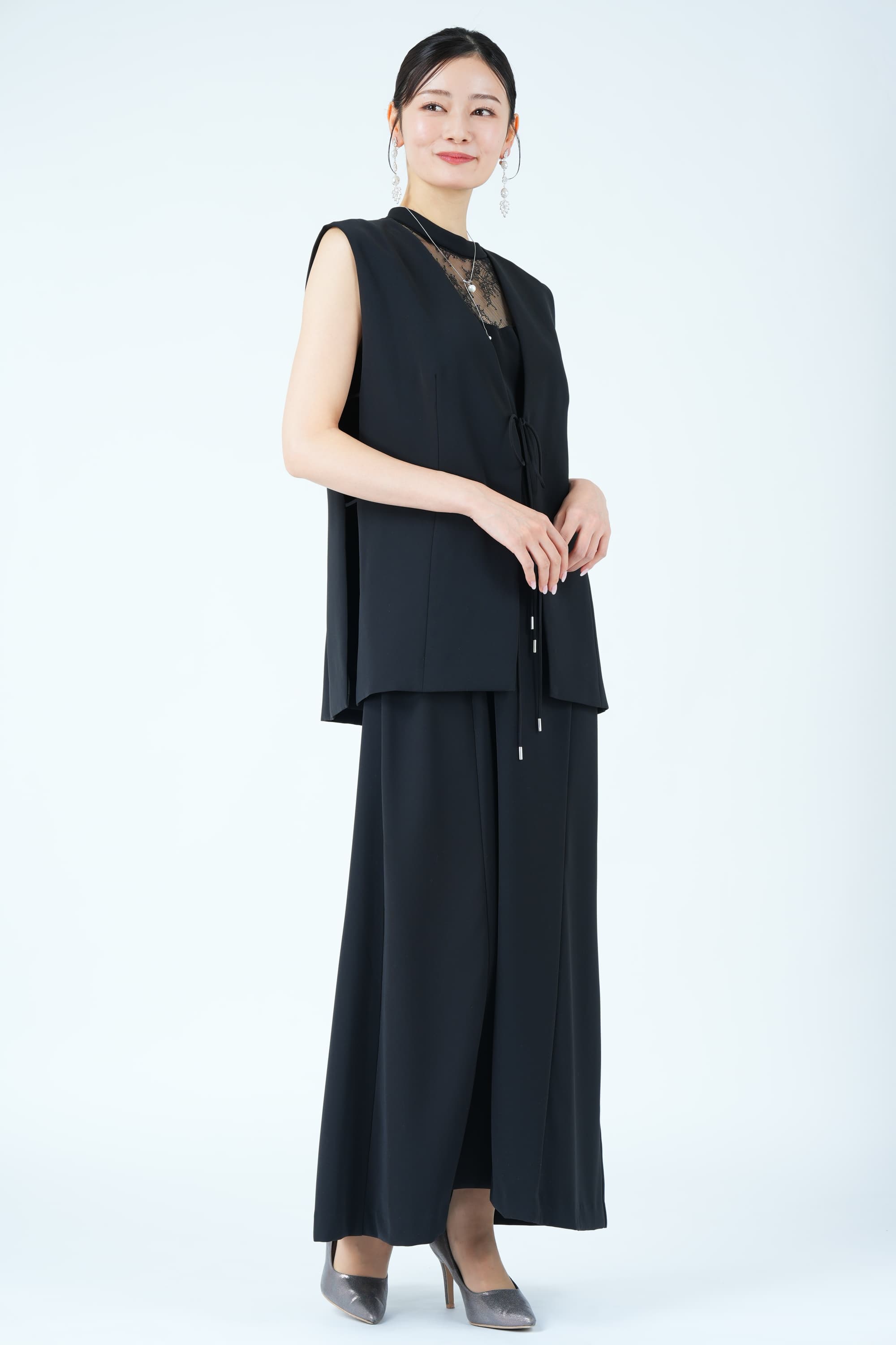 コードジレレイヤードブラックドレス