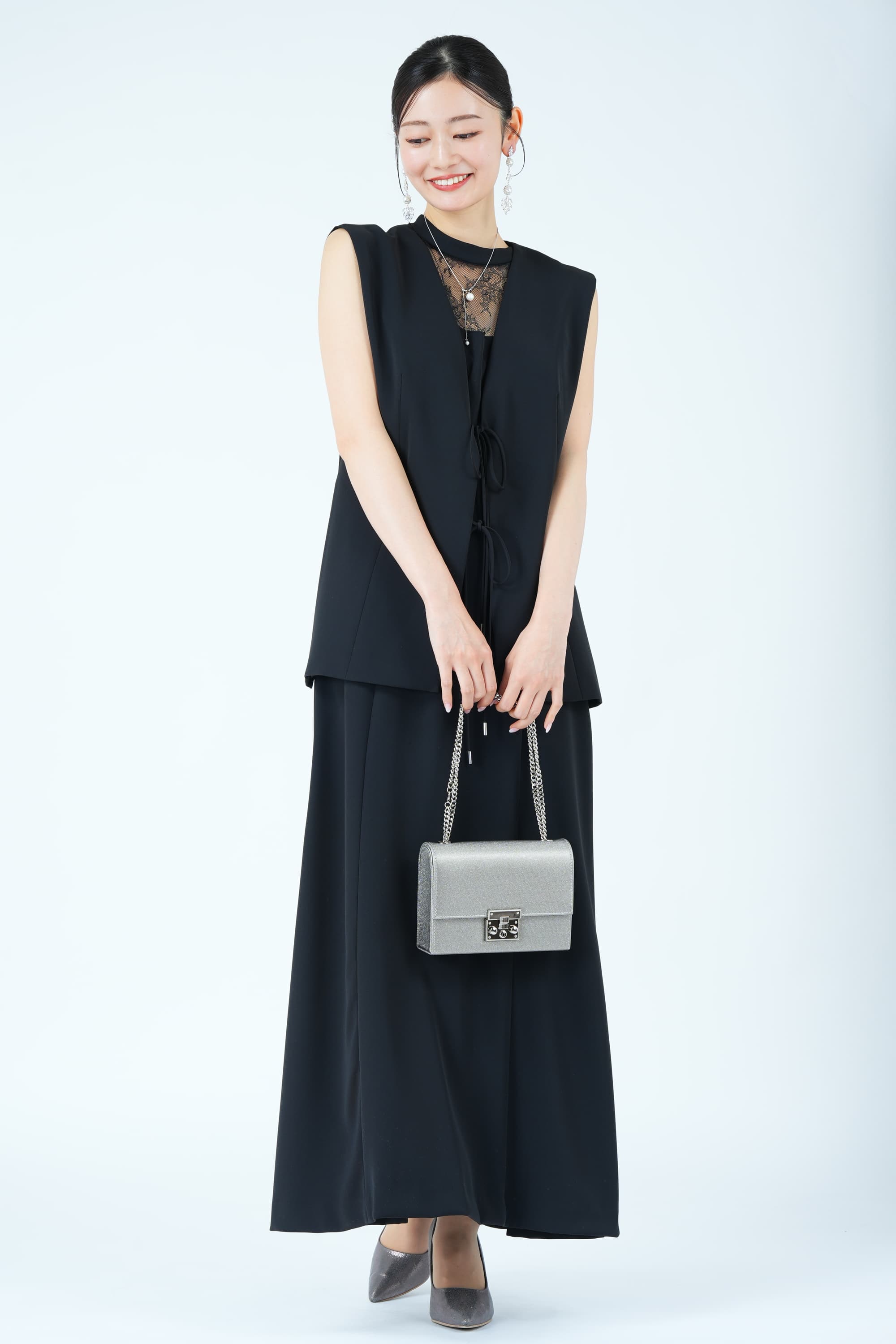 コードジレレイヤードブラックドレス