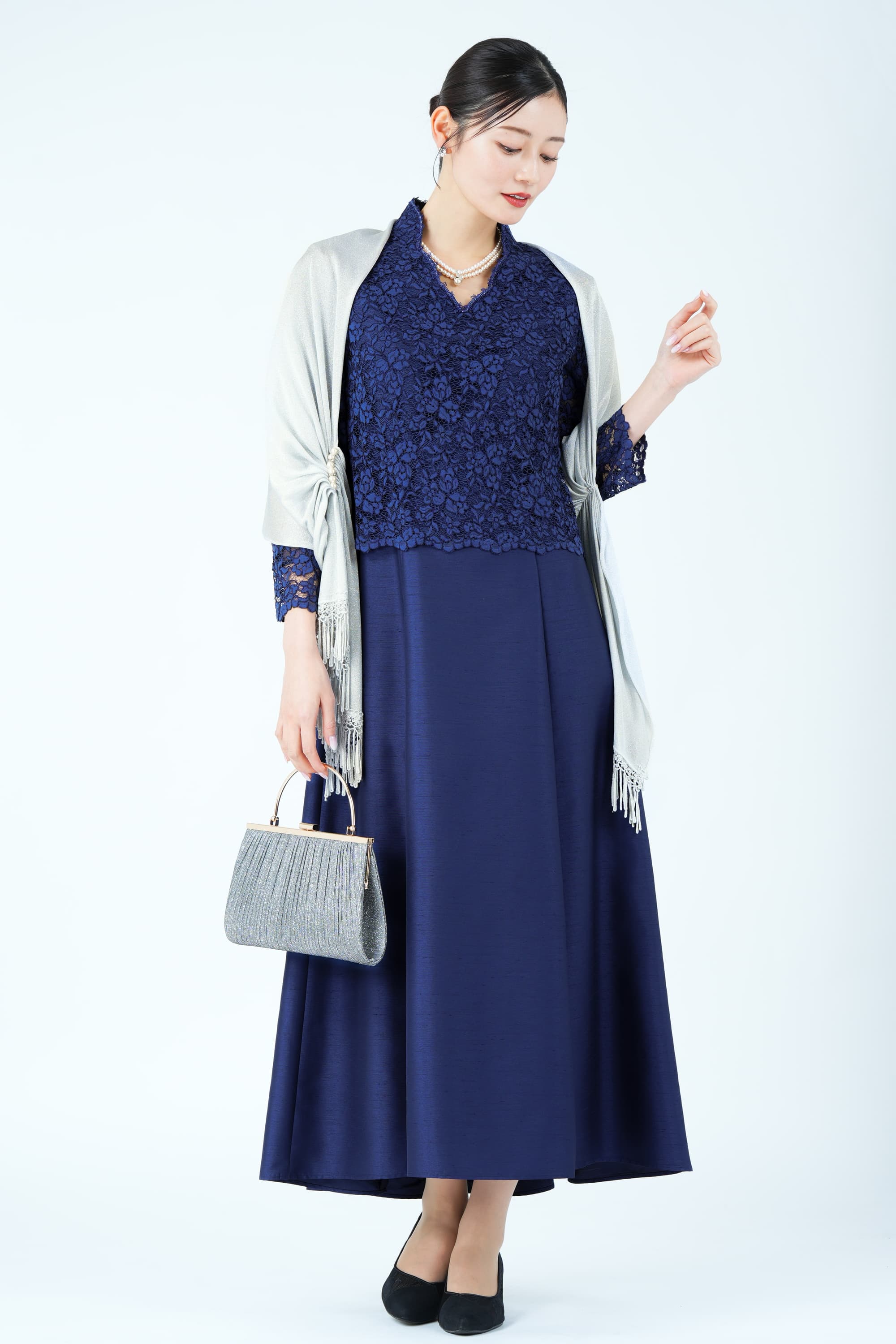 フラワーレース切り替えシャンタンネイビードレス