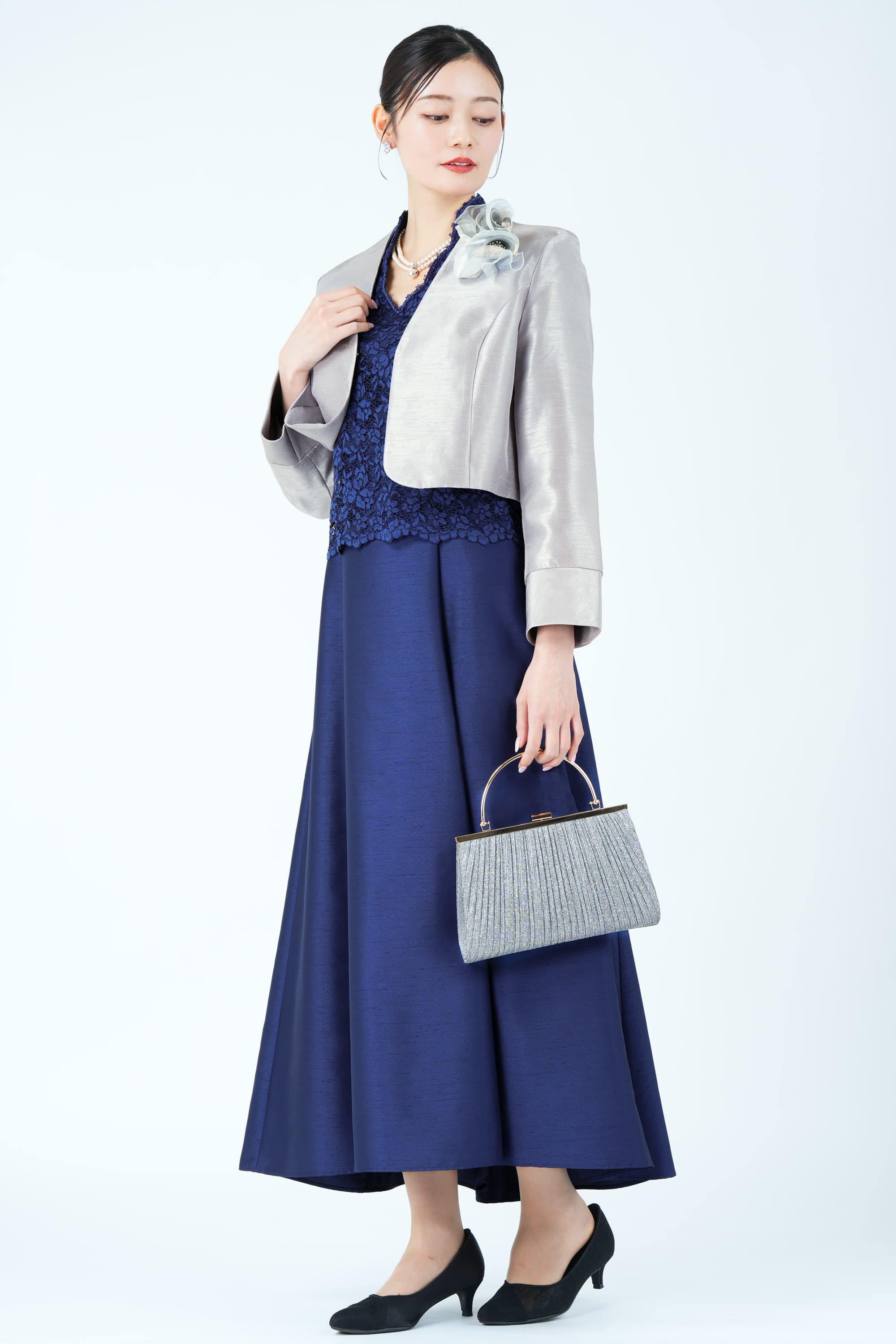 フラワーレース切り替えシャンタンネイビードレス