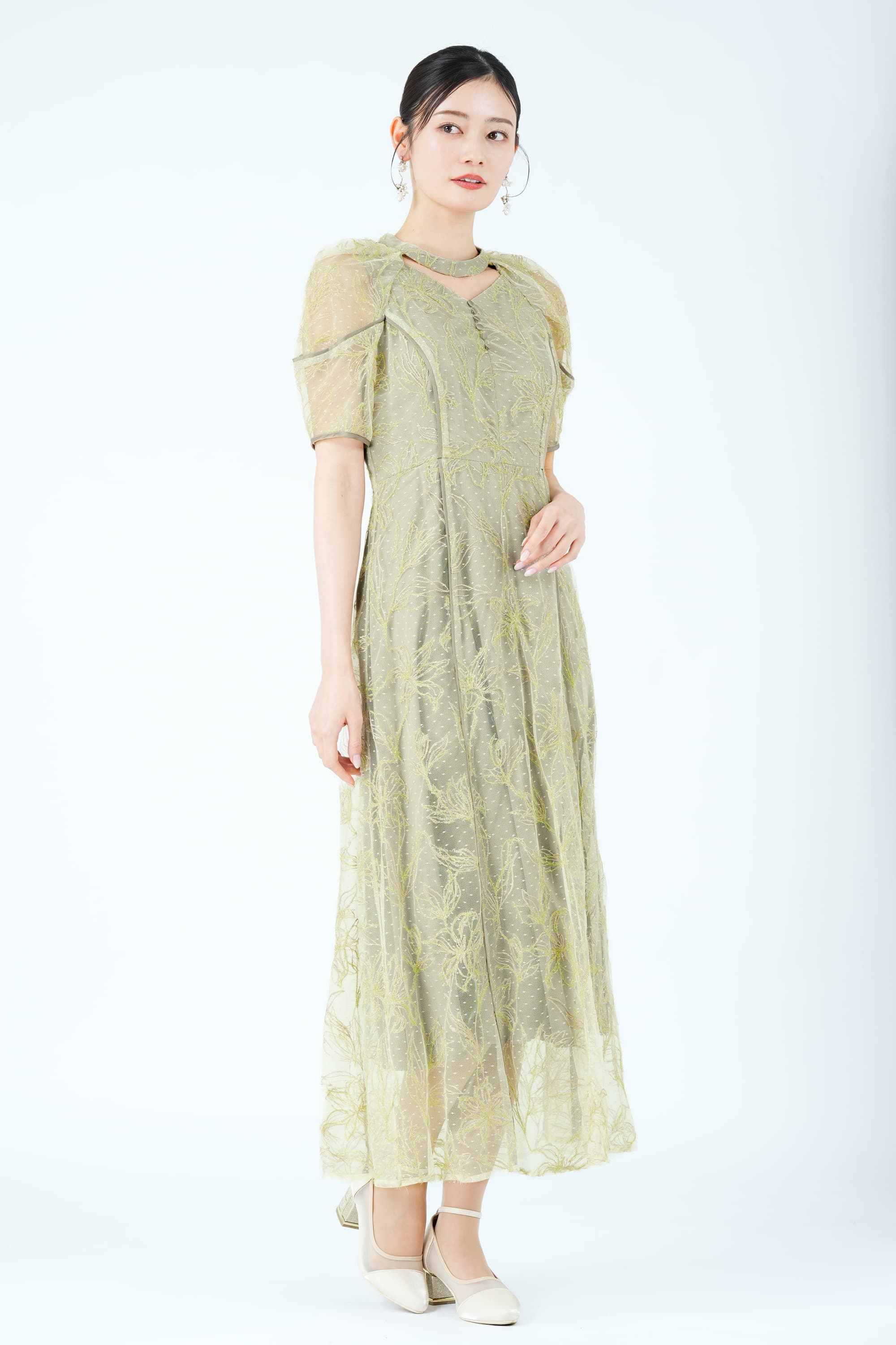 ラメフラワー&times;ドット刺繍オリーブドレス