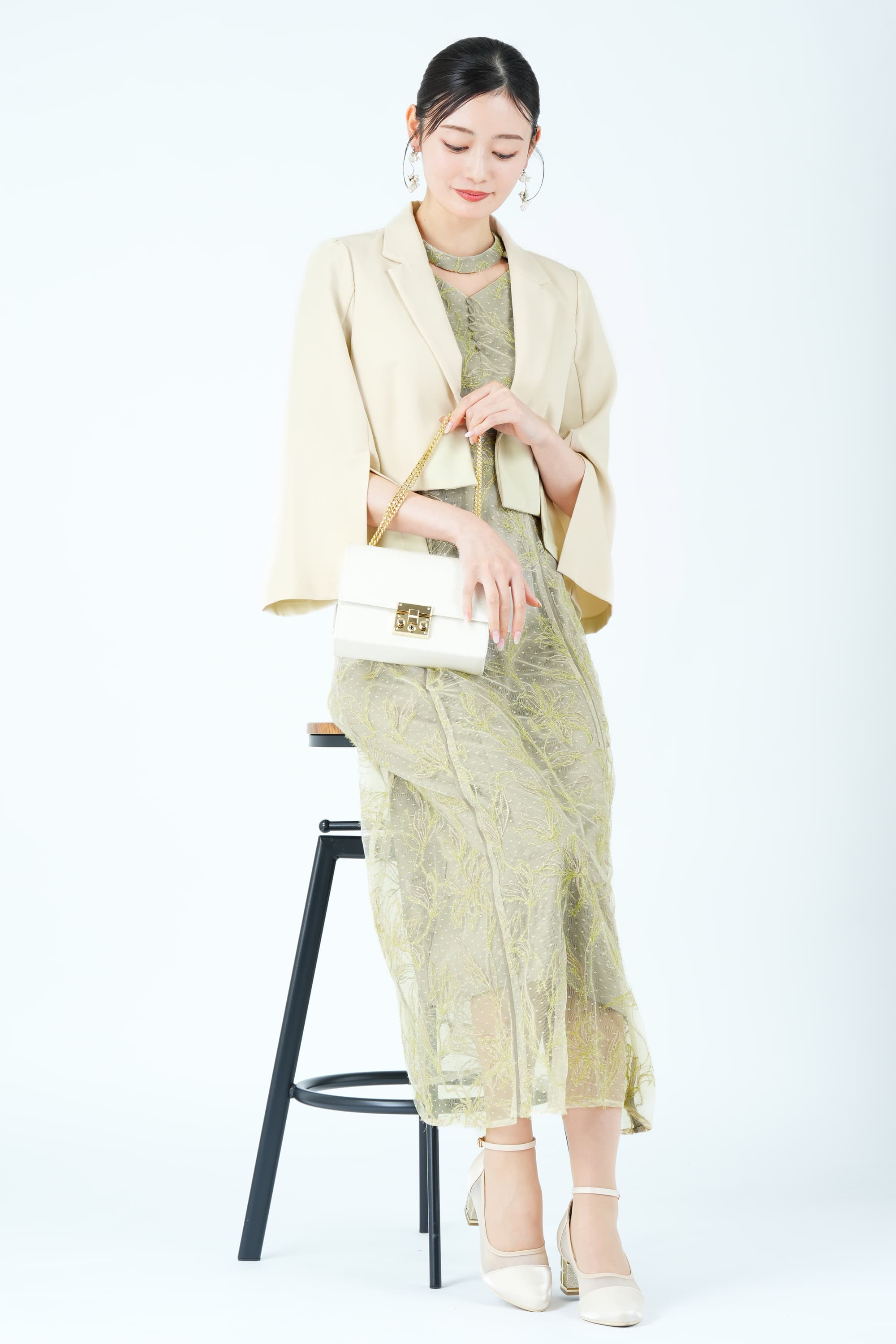 ラメフラワー&times;ドット刺繍オリーブドレス