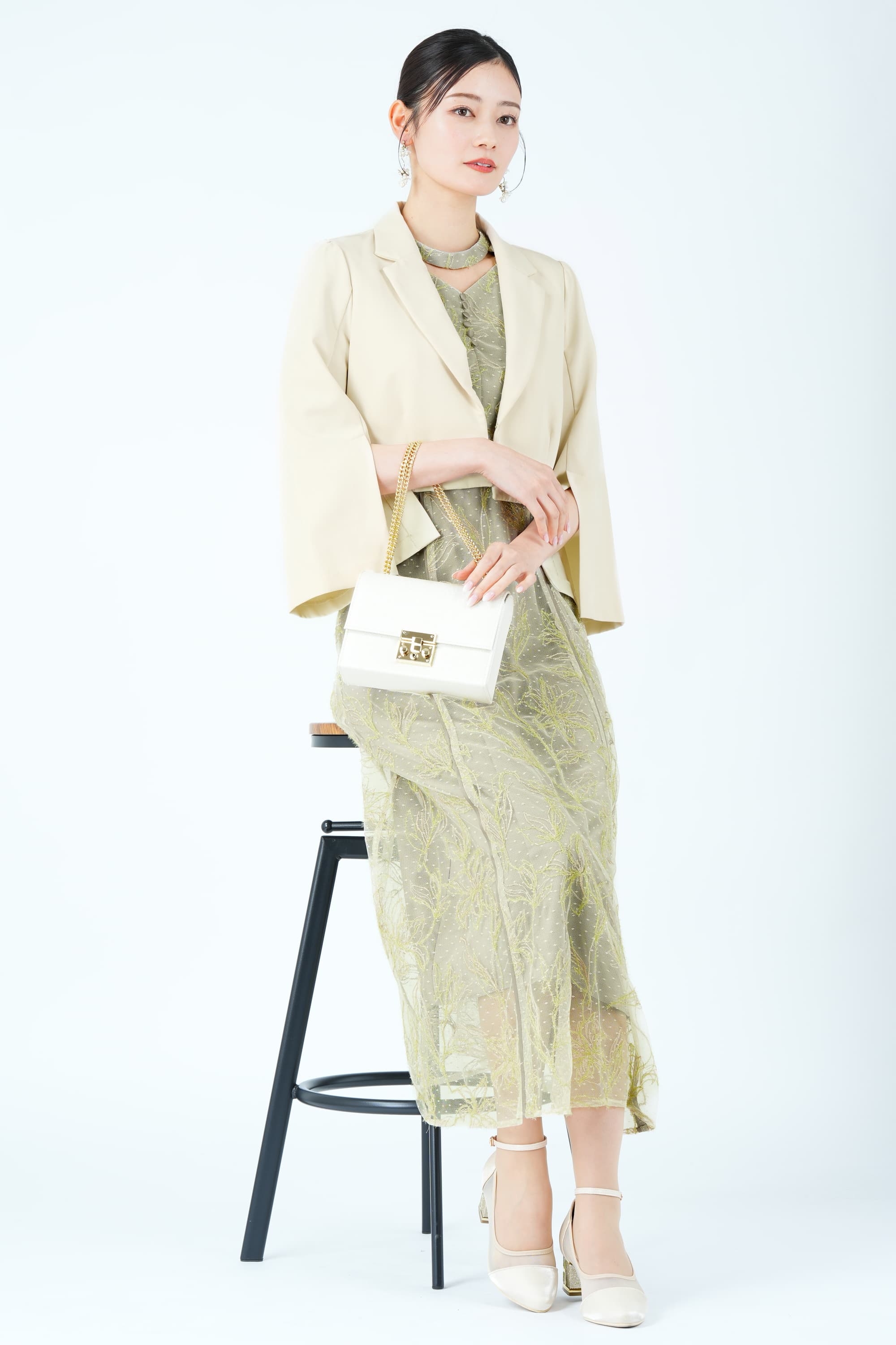 ラメフラワー&times;ドット刺繍オリーブドレス