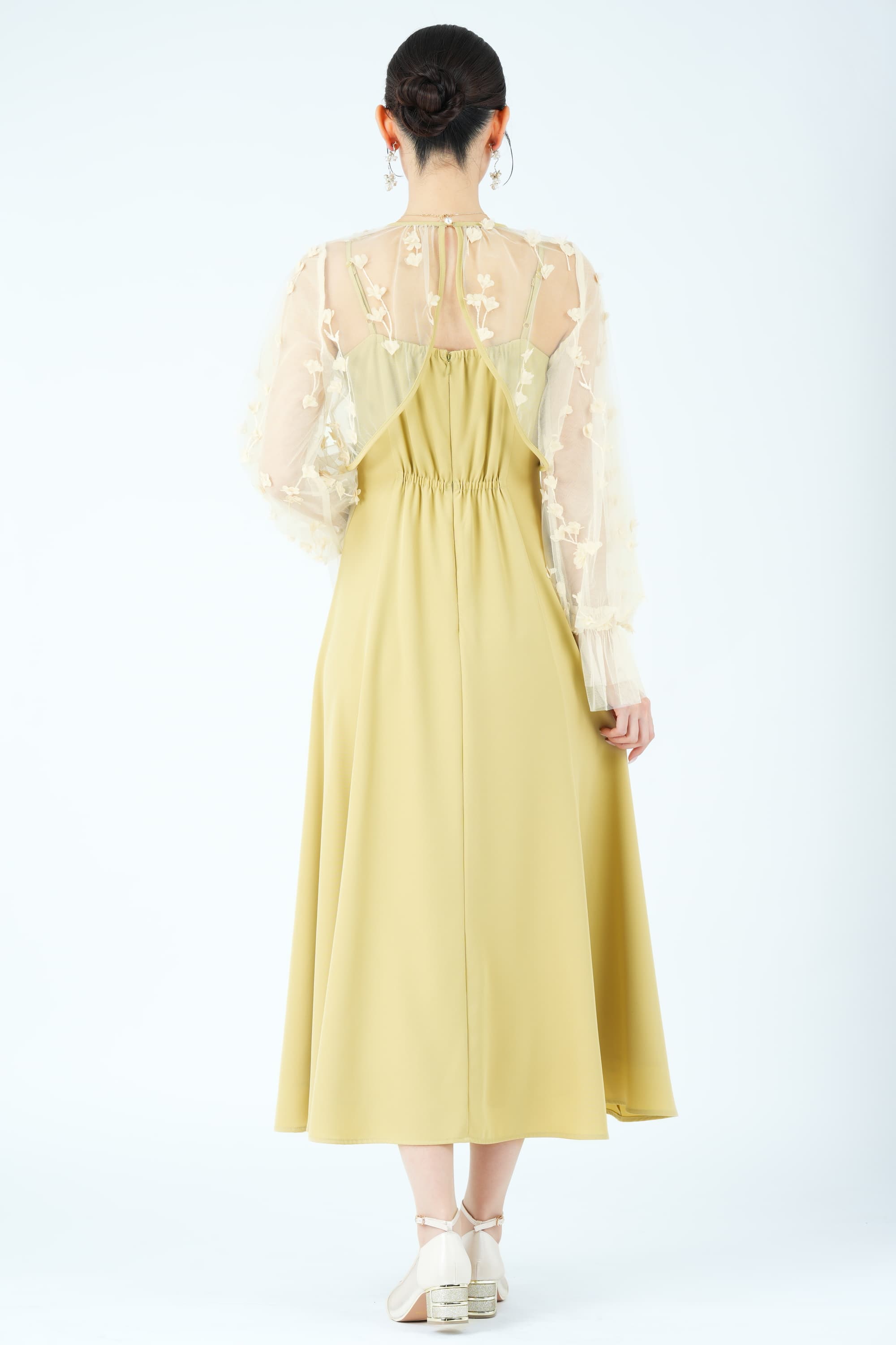 立体フラワー刺繍レイヤードイエロードレス