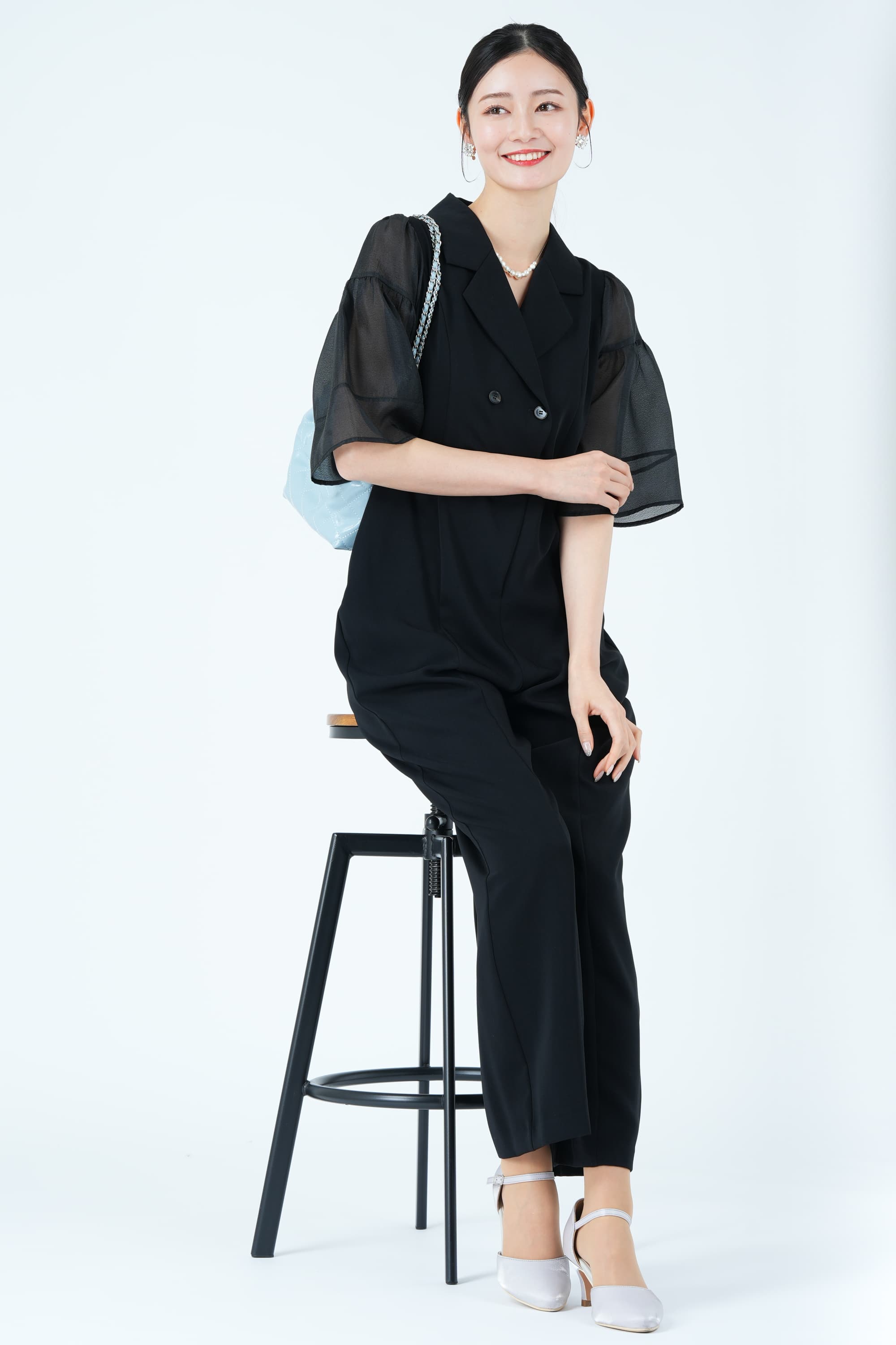 ジャケットライクシアー袖ブラックパンツドレス