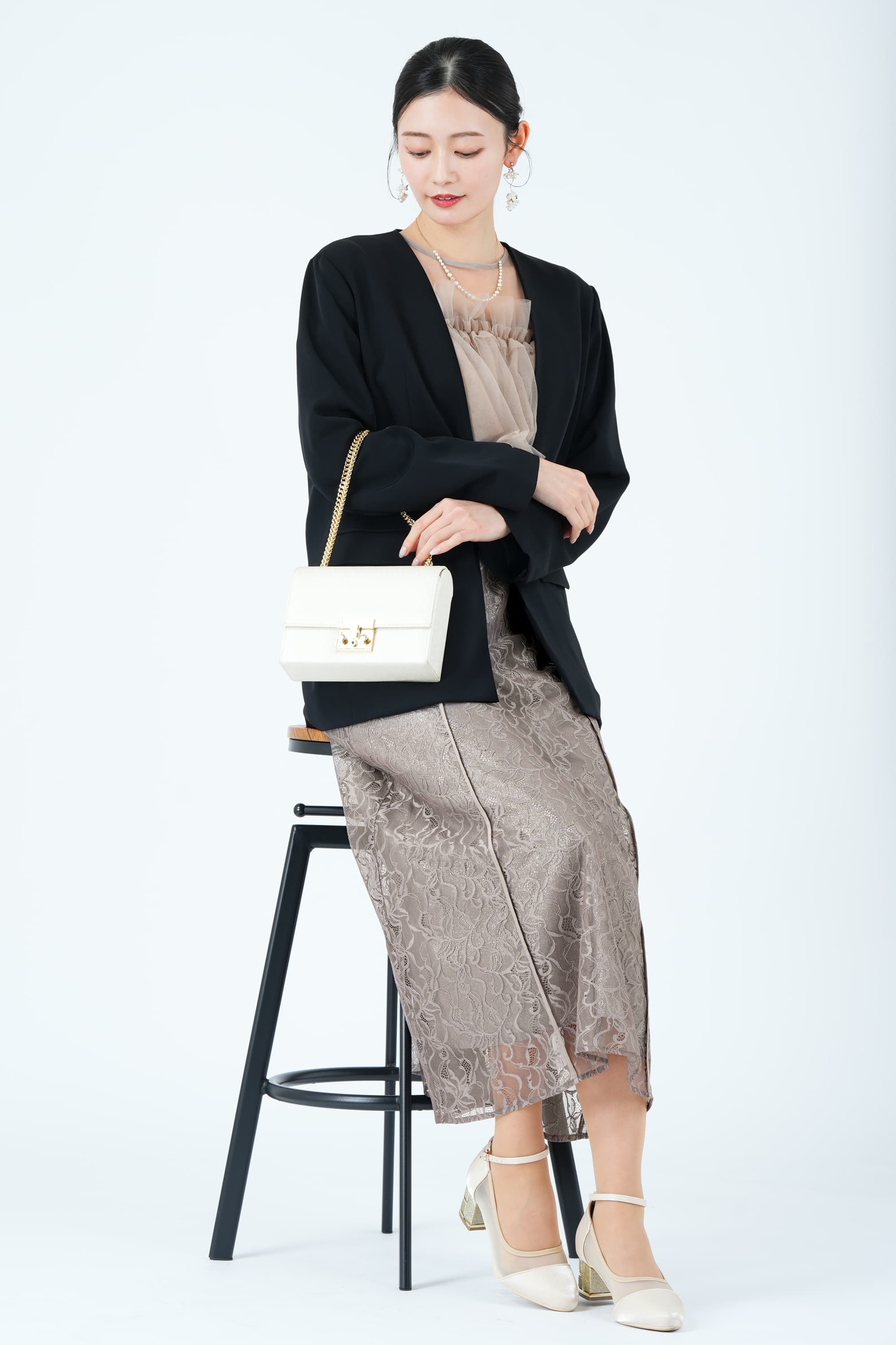 シルバー箔レイヤードエンブロイダリーくすみピンクドレス