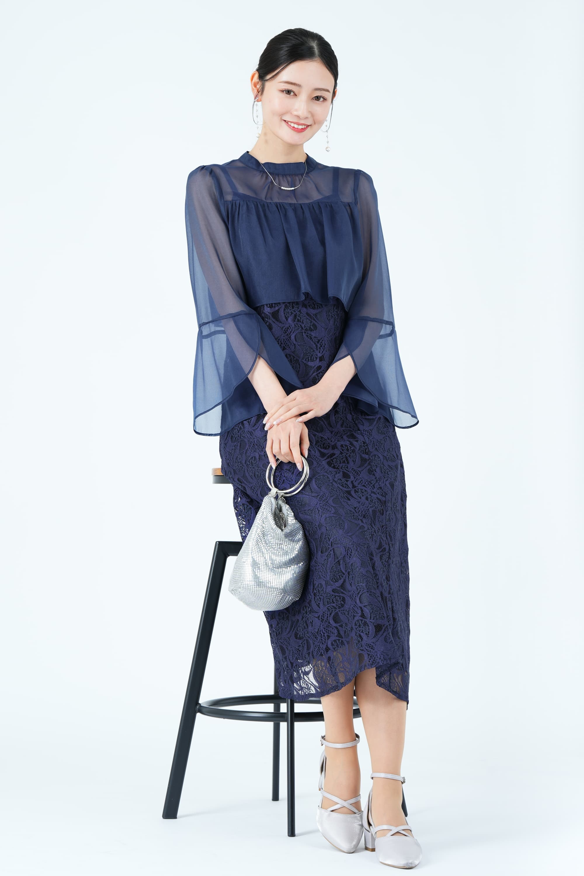 シアーフレアスリーブレースネイビードレス
