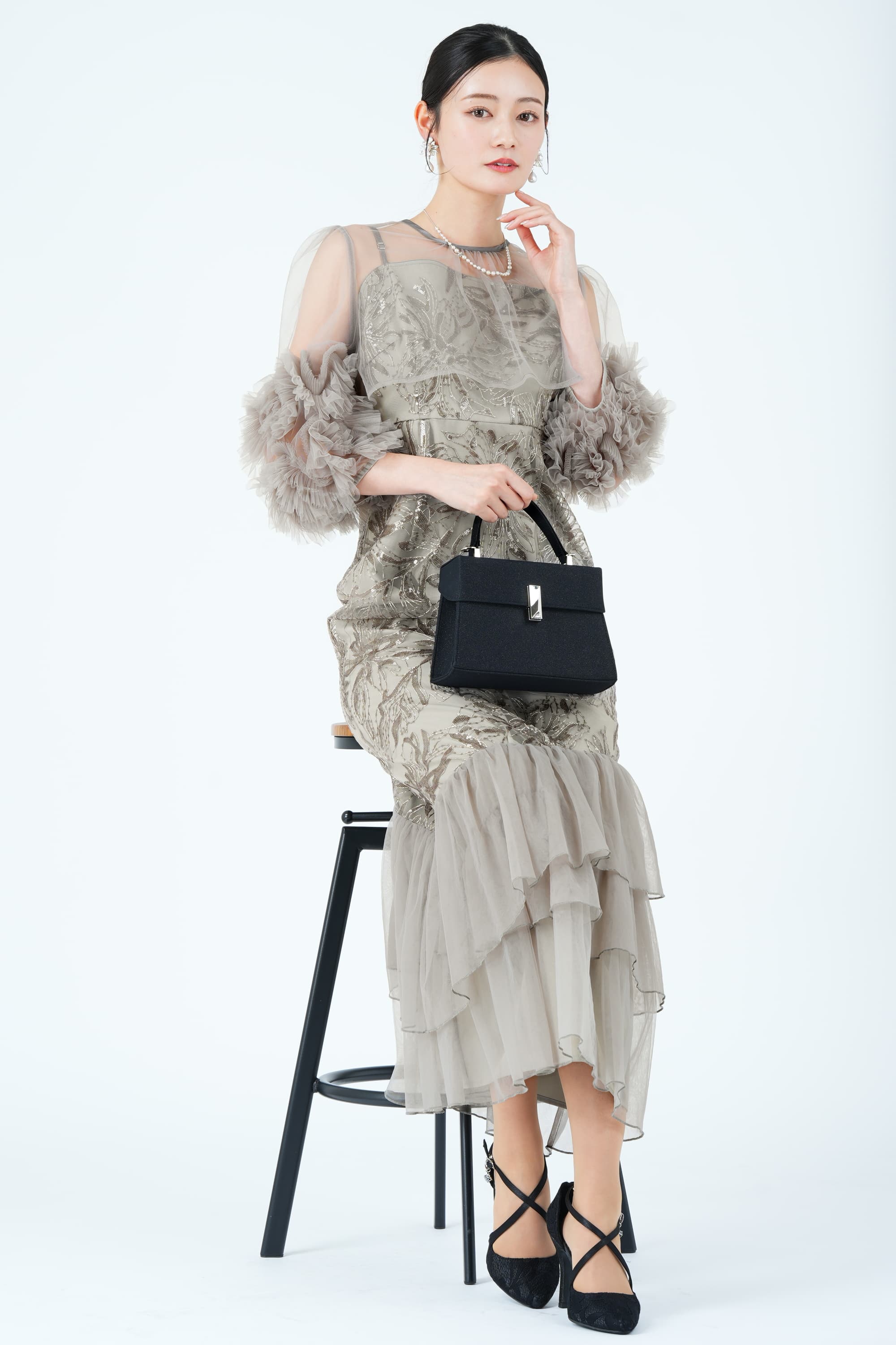 スパンコール刺繍フリルマーメイドグレードレス