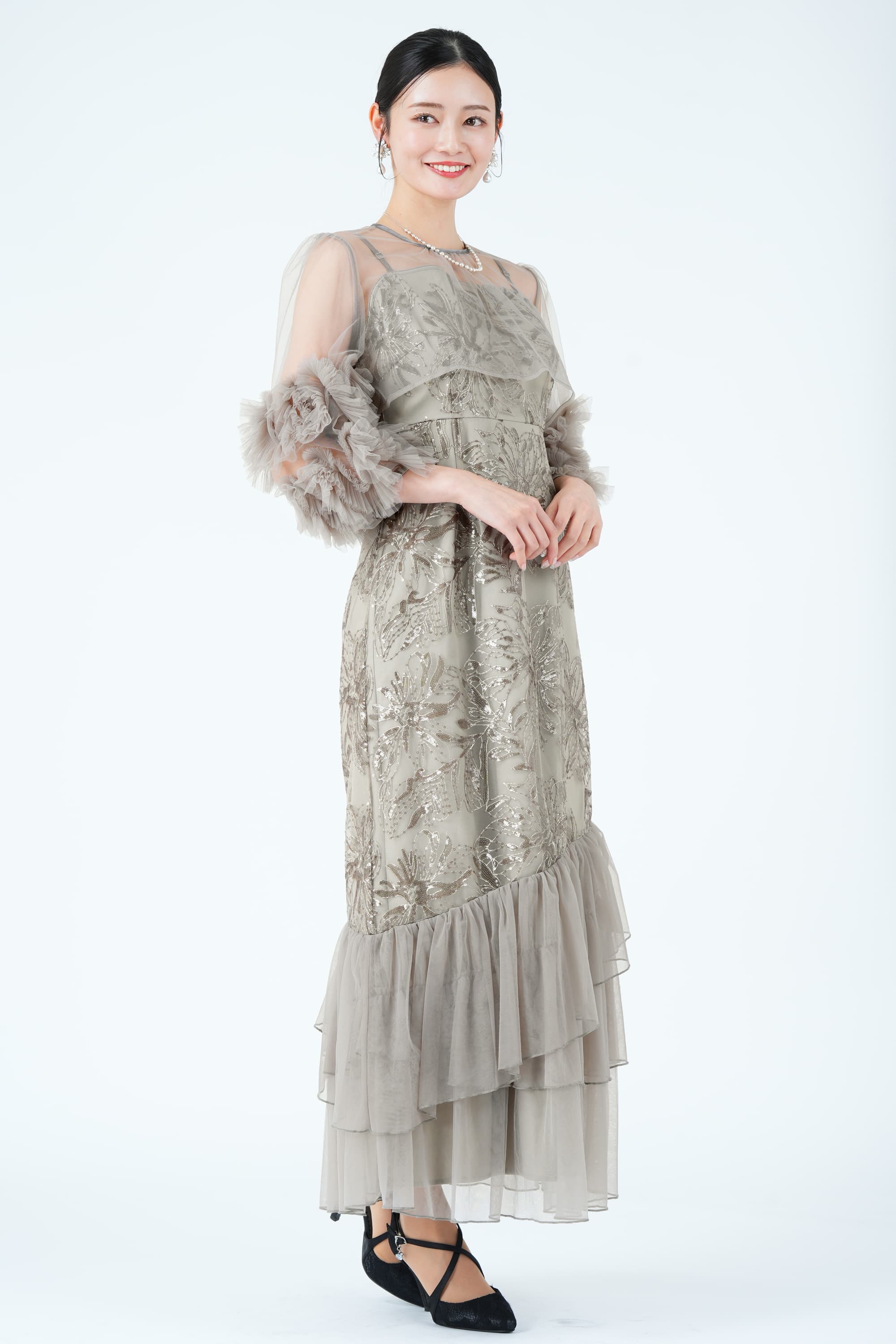 スパンコール刺繍フリルマーメイドグレードレス