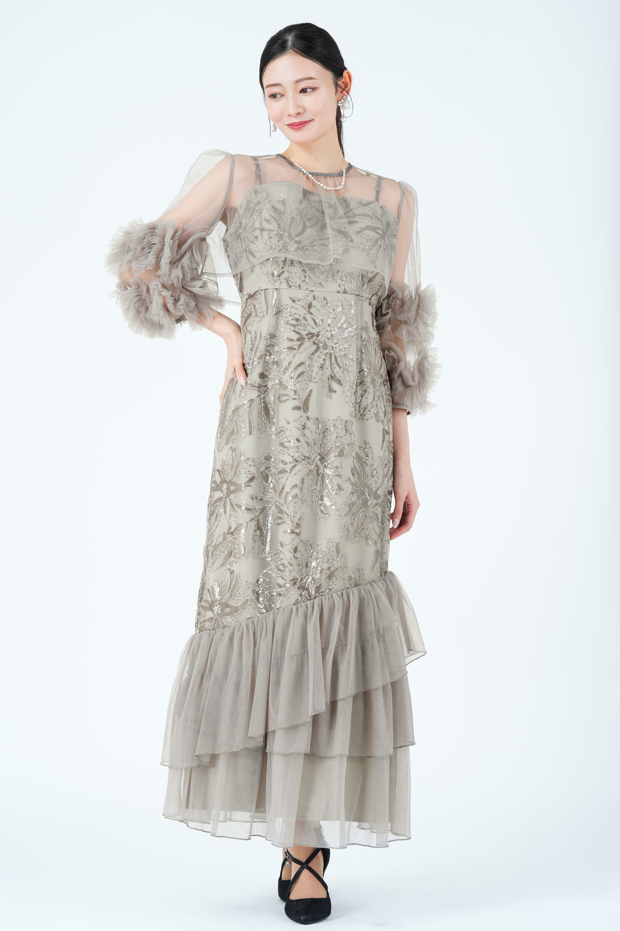 スパンコール刺繍フリルマーメイドグレードレス