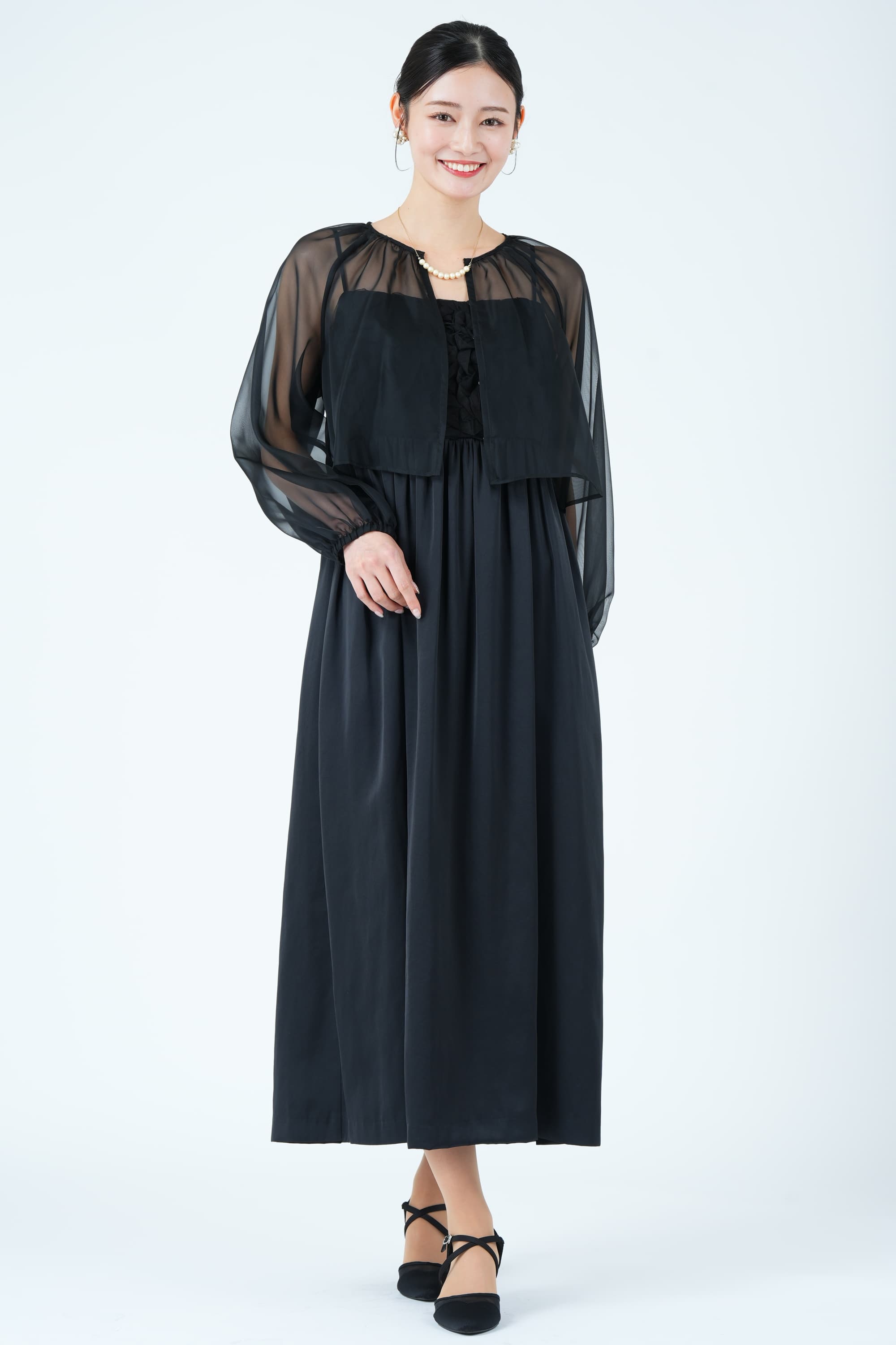 シアーボレロ&times;立体フラワー刺繍ブラックドレス