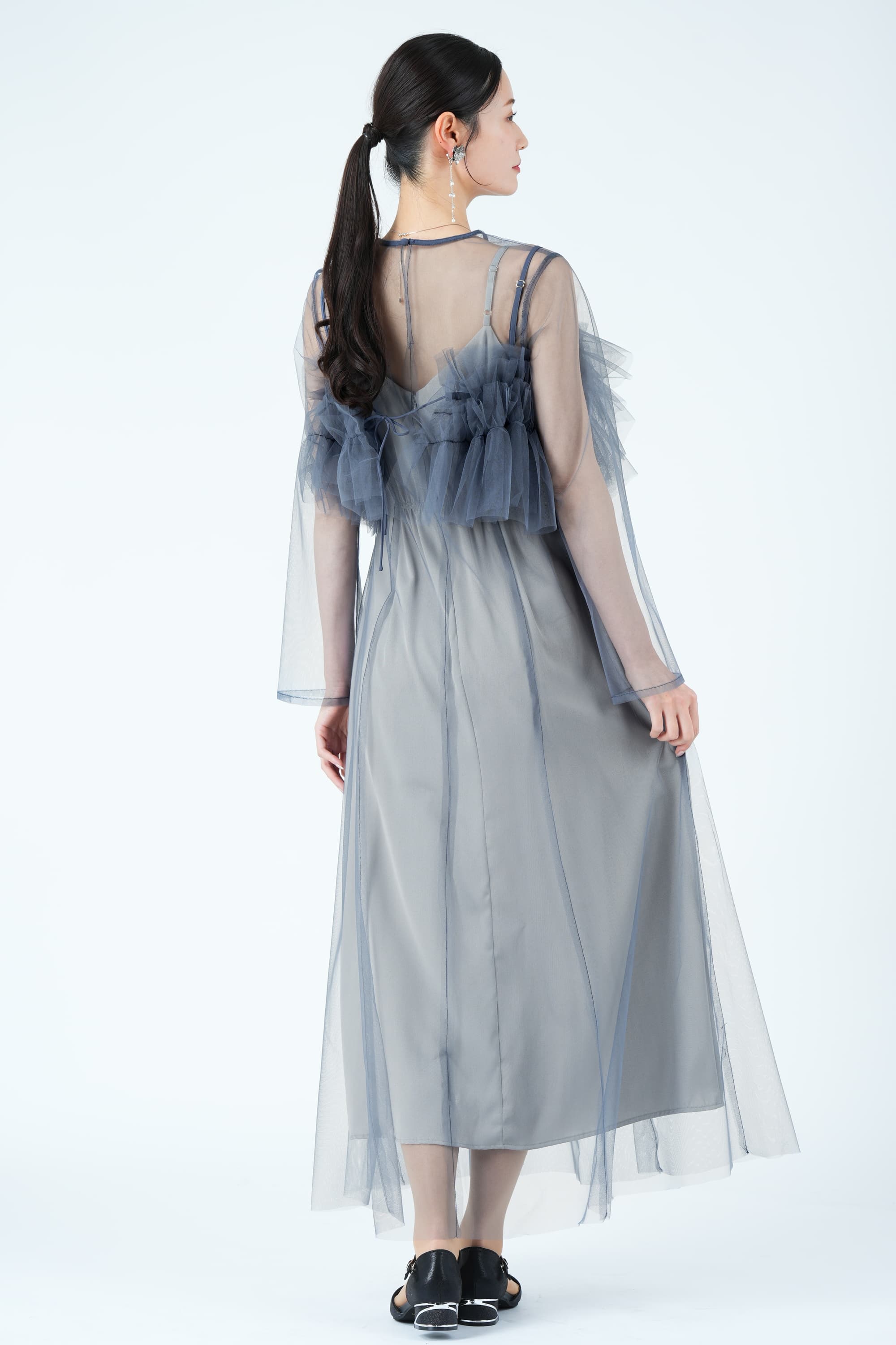 ボリューミービスチェシアーブルードレス