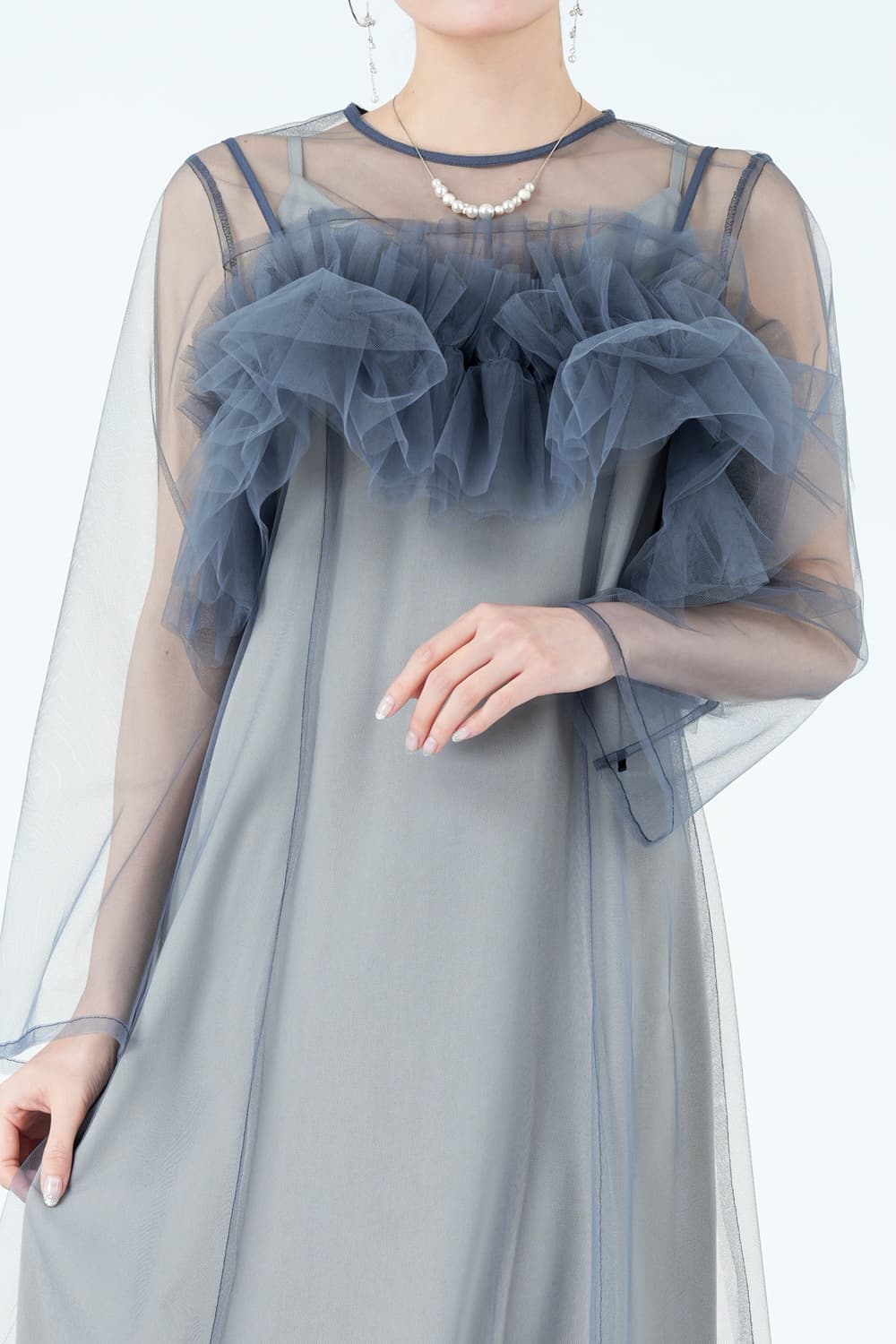 ボリューミービスチェシアーブルードレス