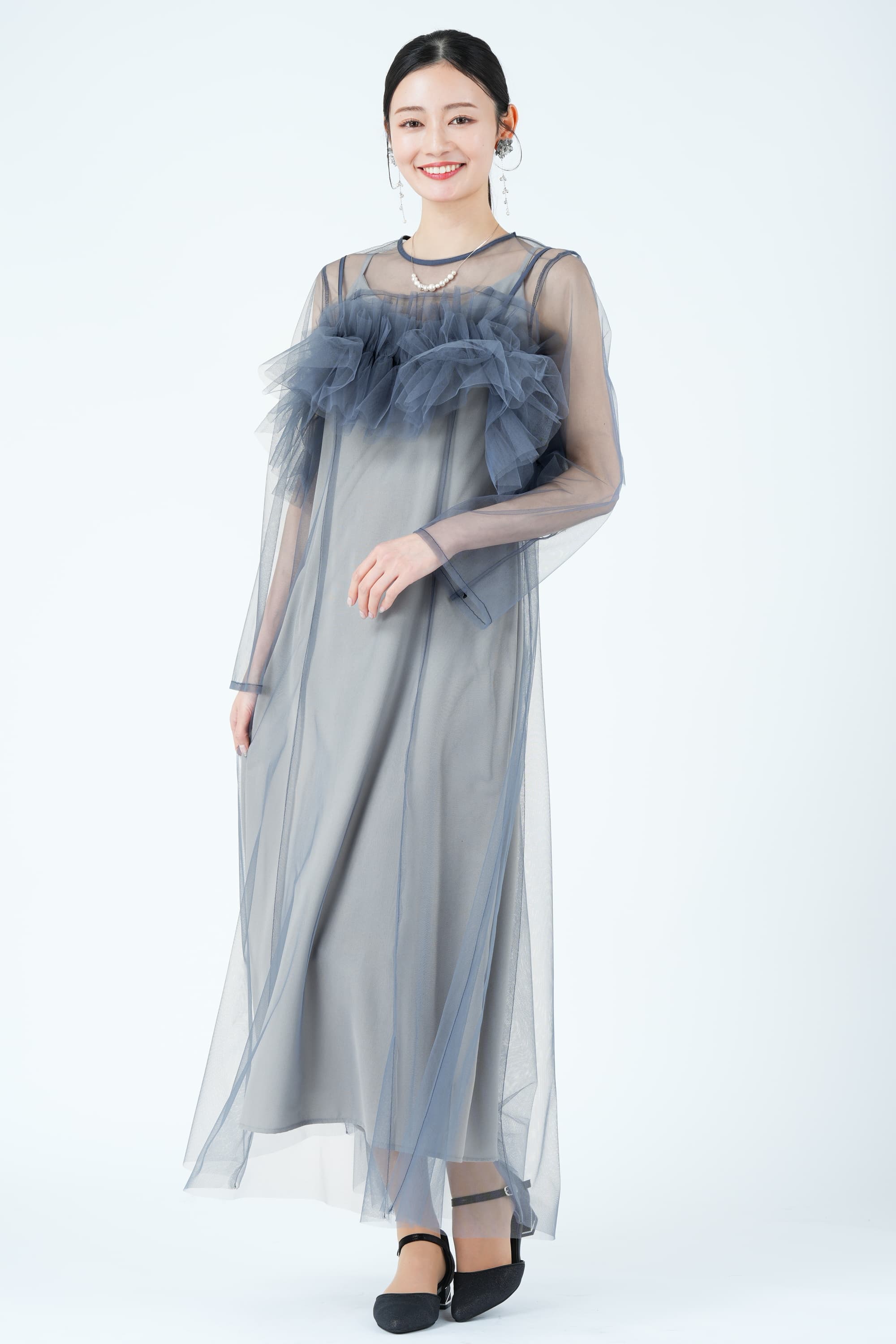 ボリューミービスチェシアーブルードレス