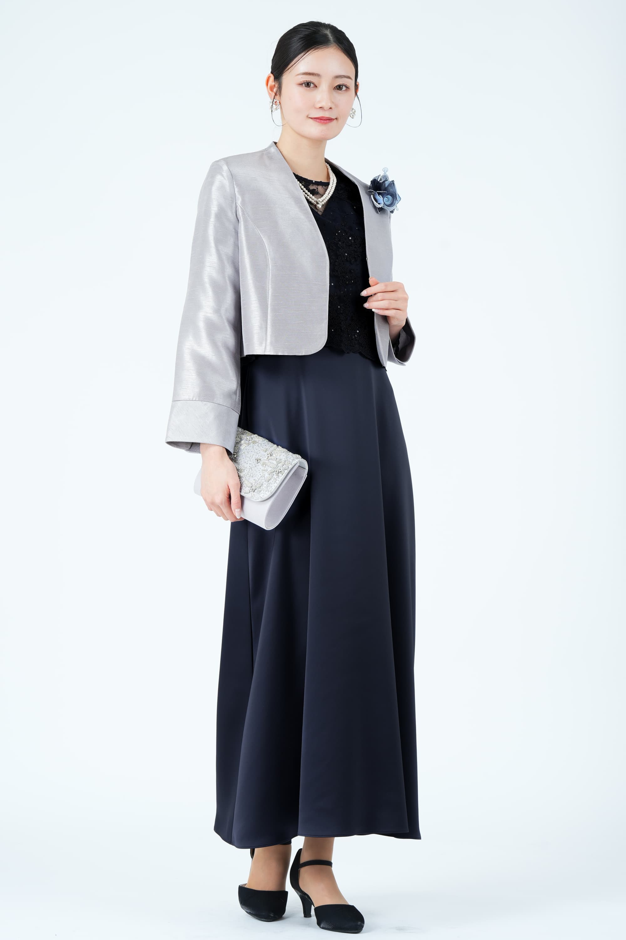 シャイニーレースレイヤード上質サテンネイビードレス