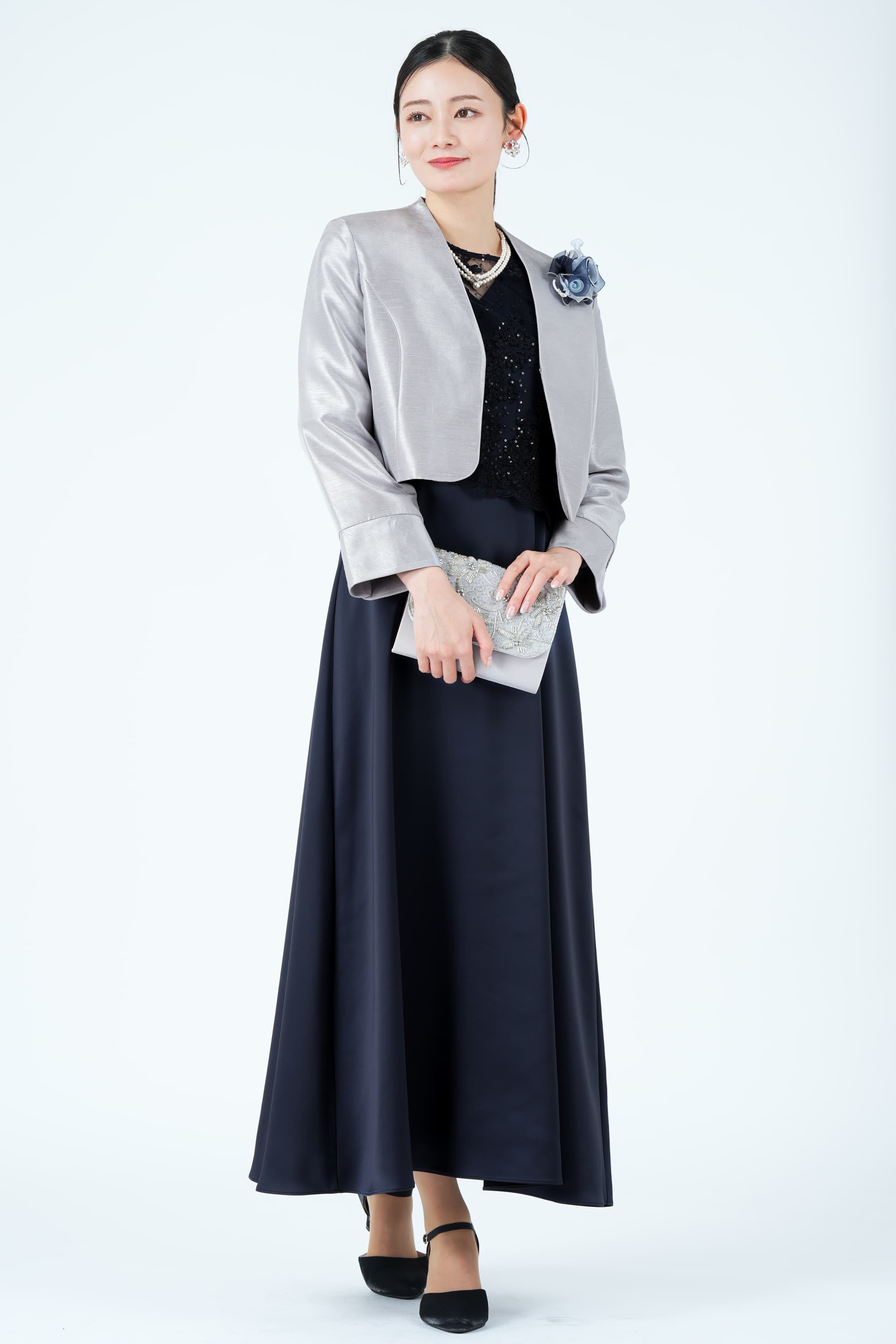 シャイニーレースレイヤード上質サテンネイビードレス