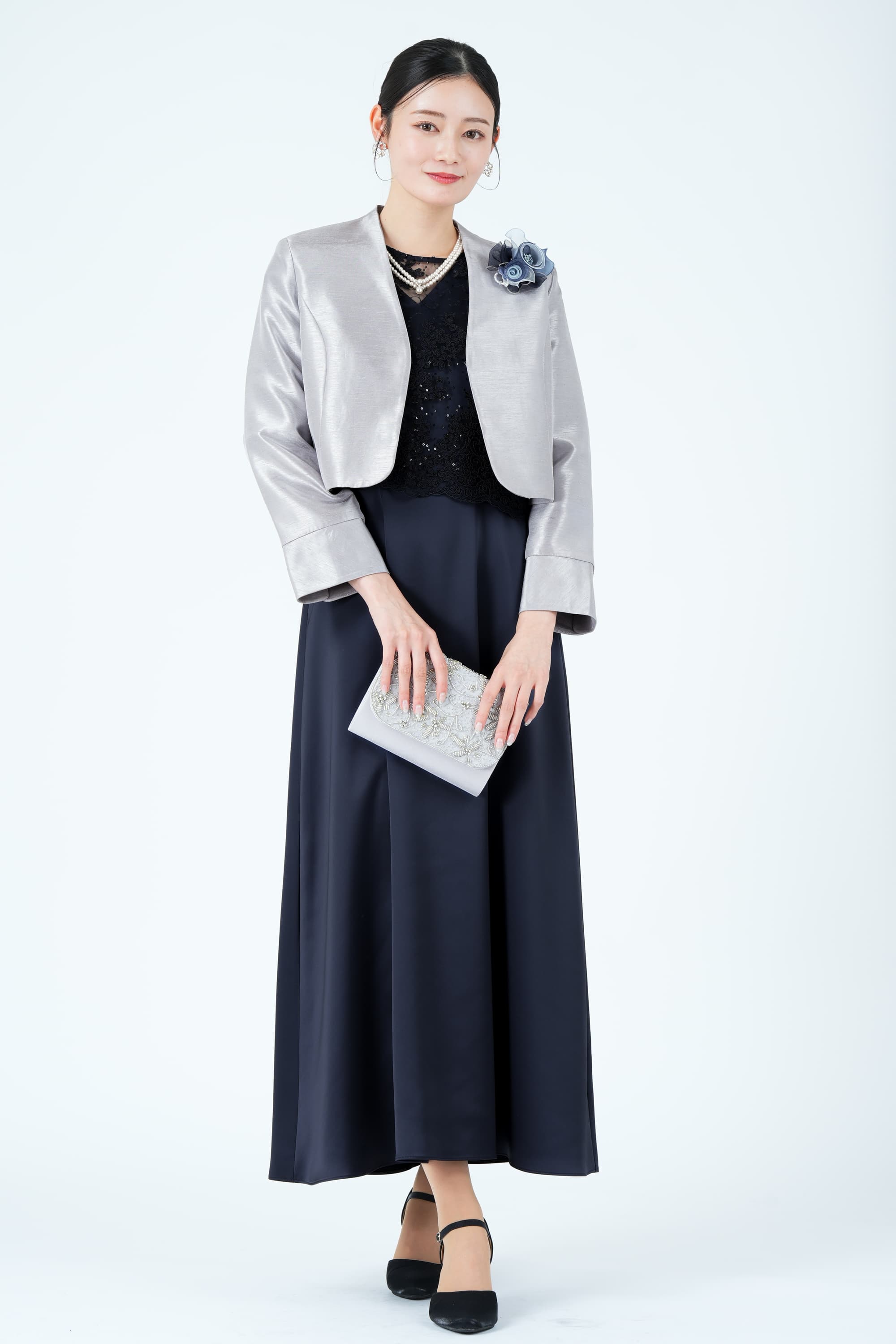 シャイニーレースレイヤード上質サテンネイビードレス