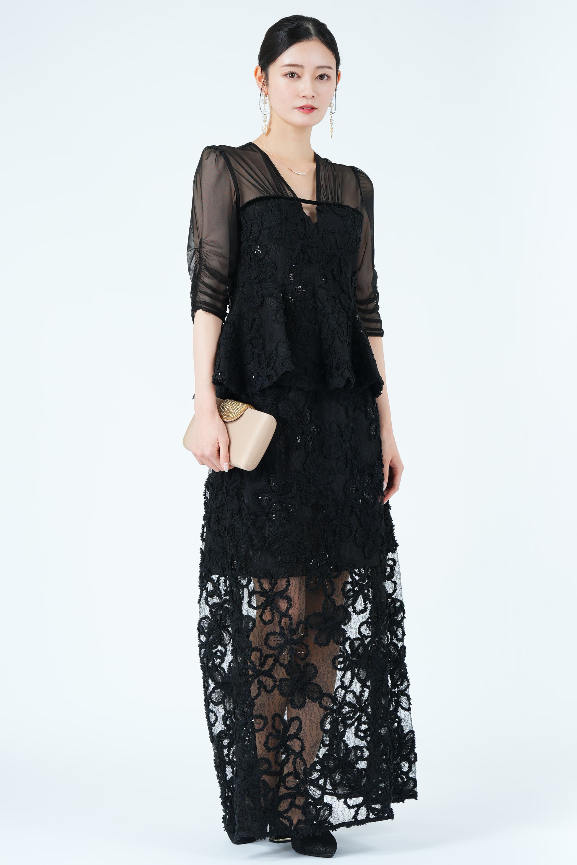 花柄レースペプラムシアーヘムブラックドレス