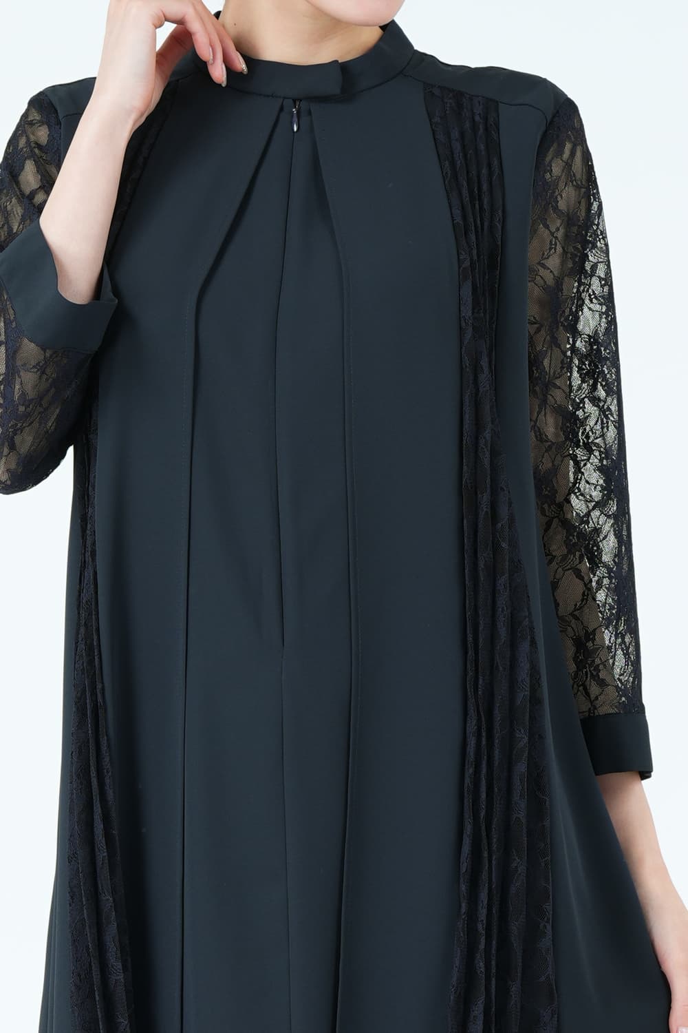 フロントレース縦ラインスタンドカラーネイビードレス