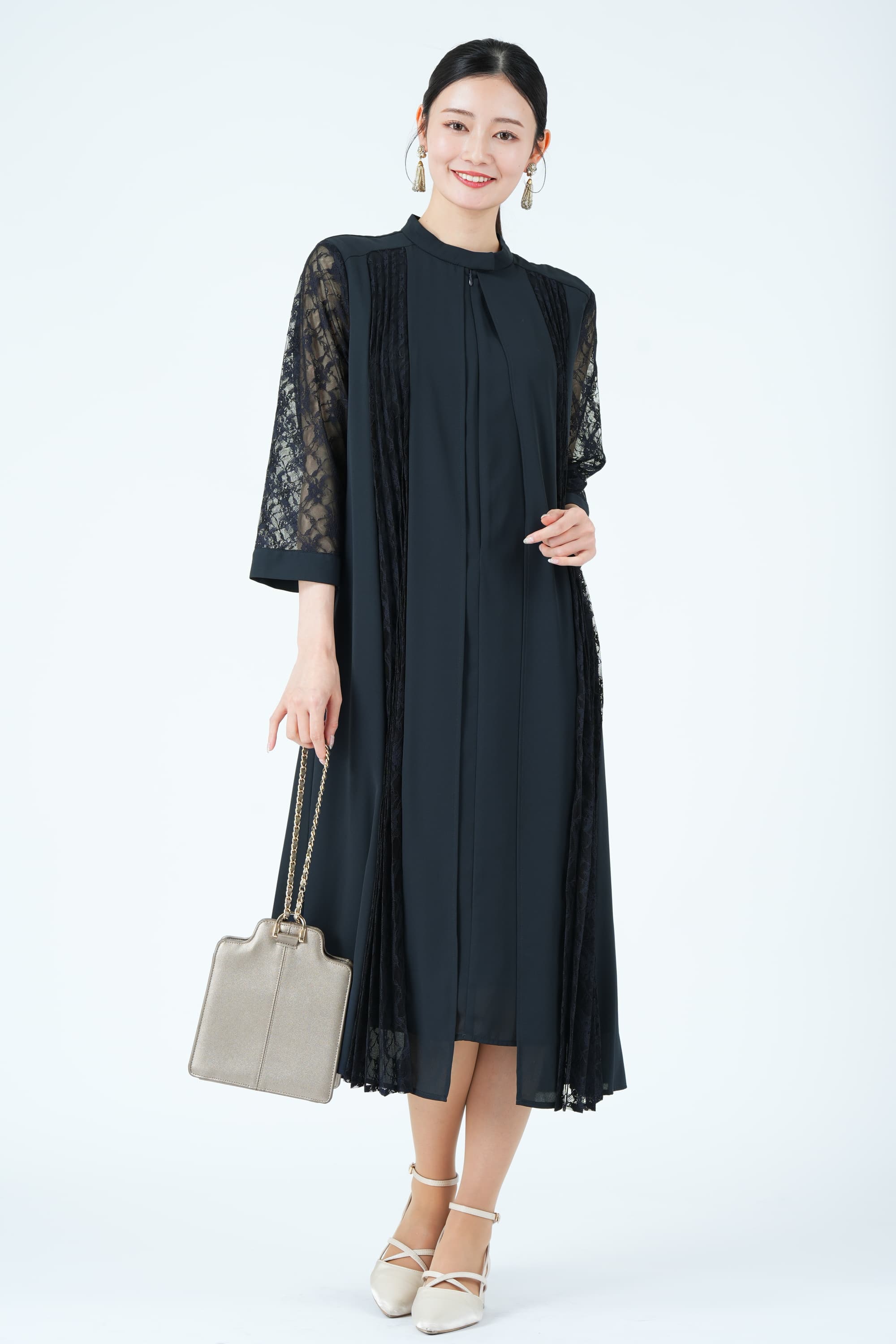 フロントレース縦ラインスタンドカラーネイビードレス