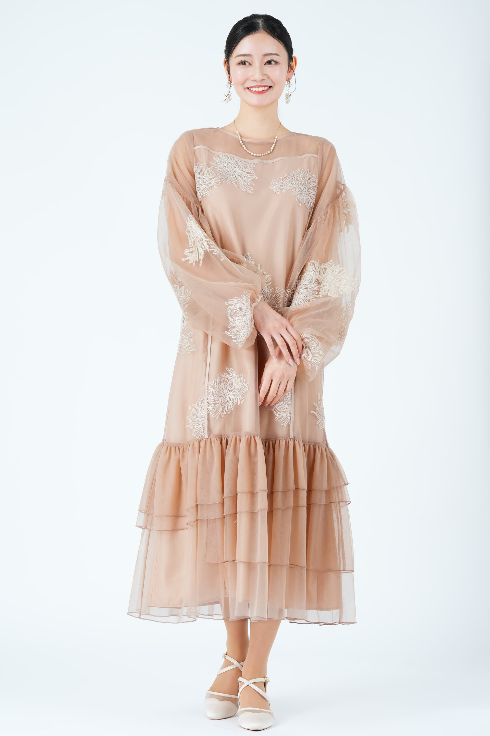 花刺繍バルーンスリーブオレンジドレス