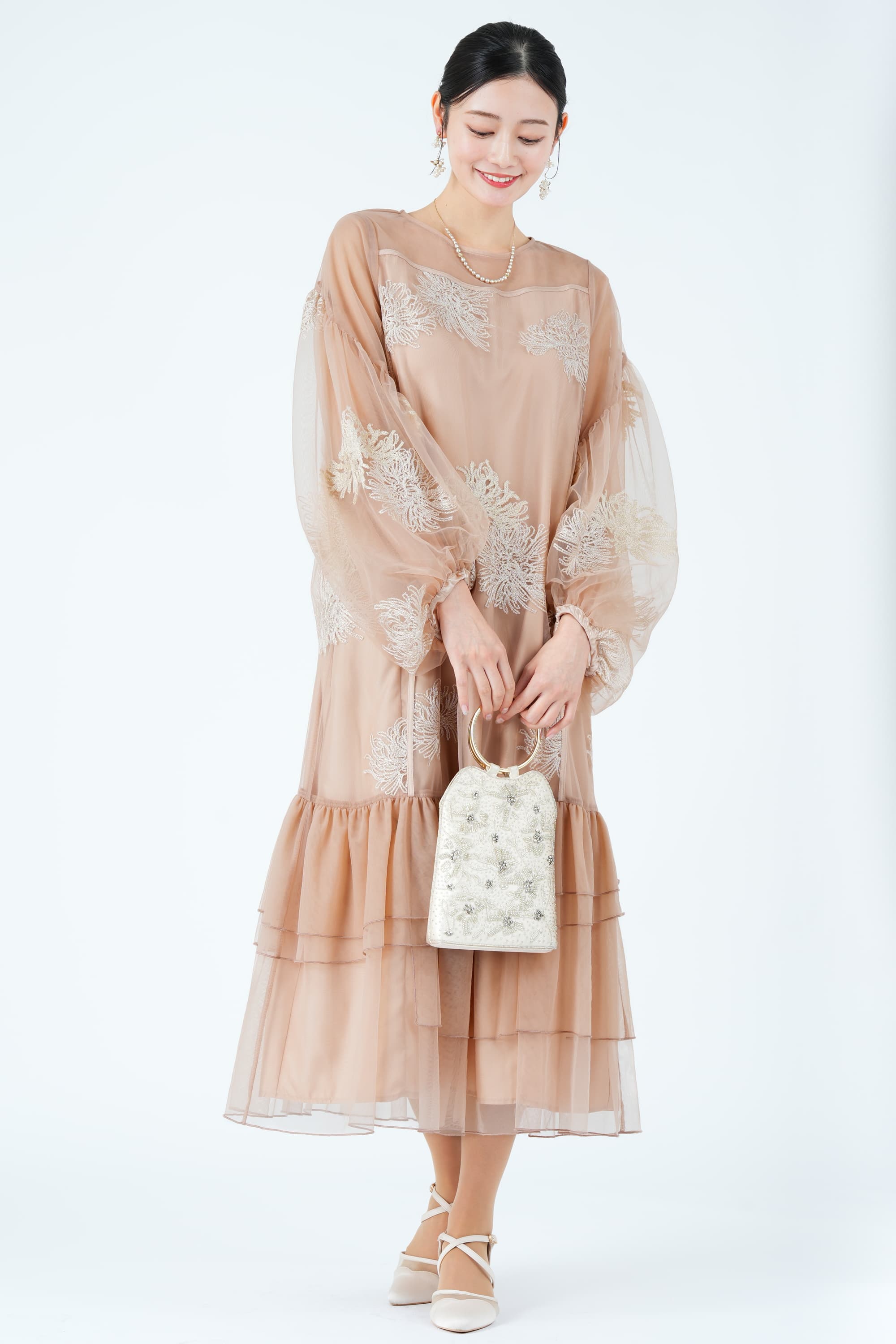 花刺繍バルーンスリーブオレンジドレス