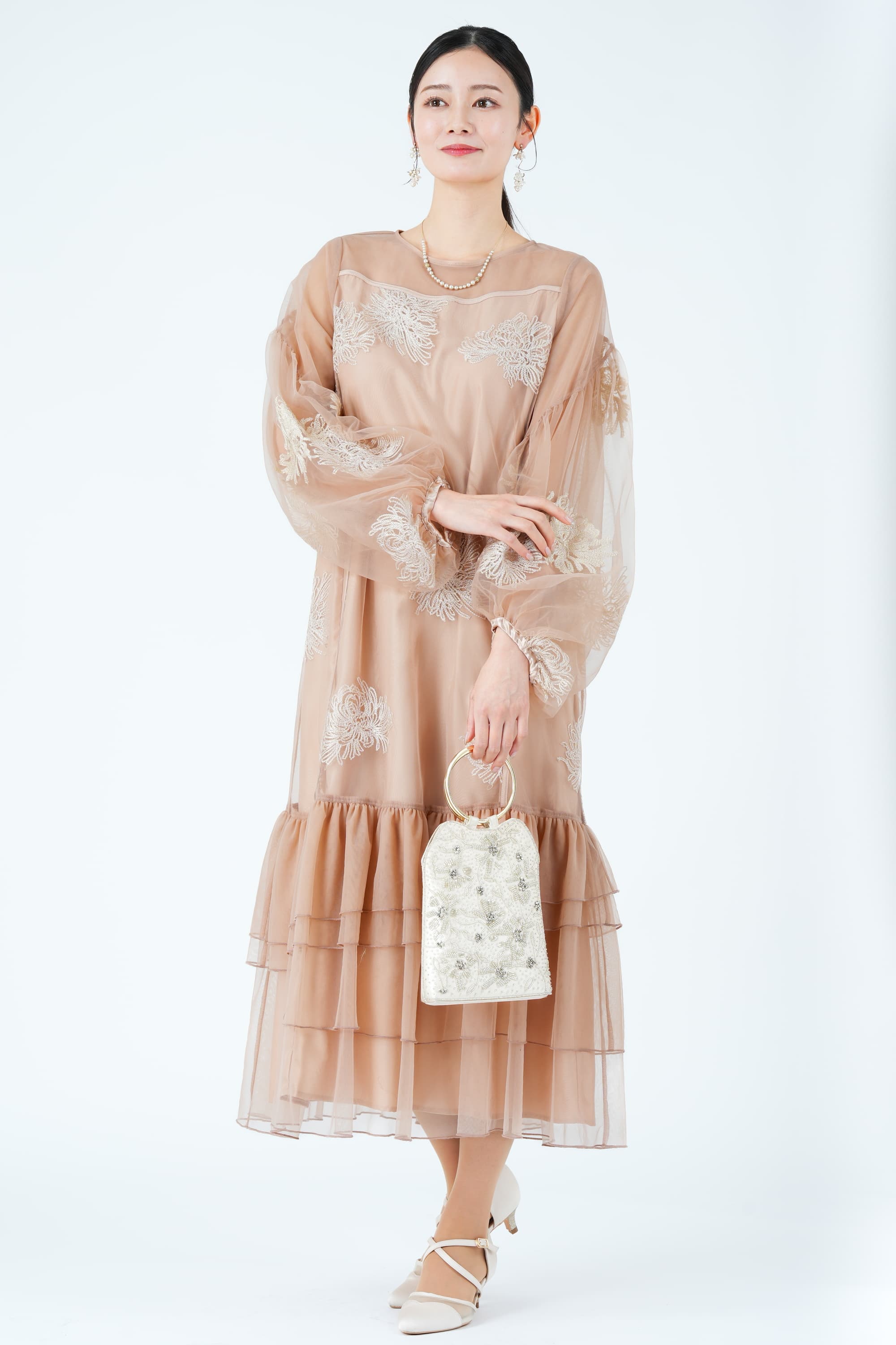 花刺繍バルーンスリーブオレンジドレス