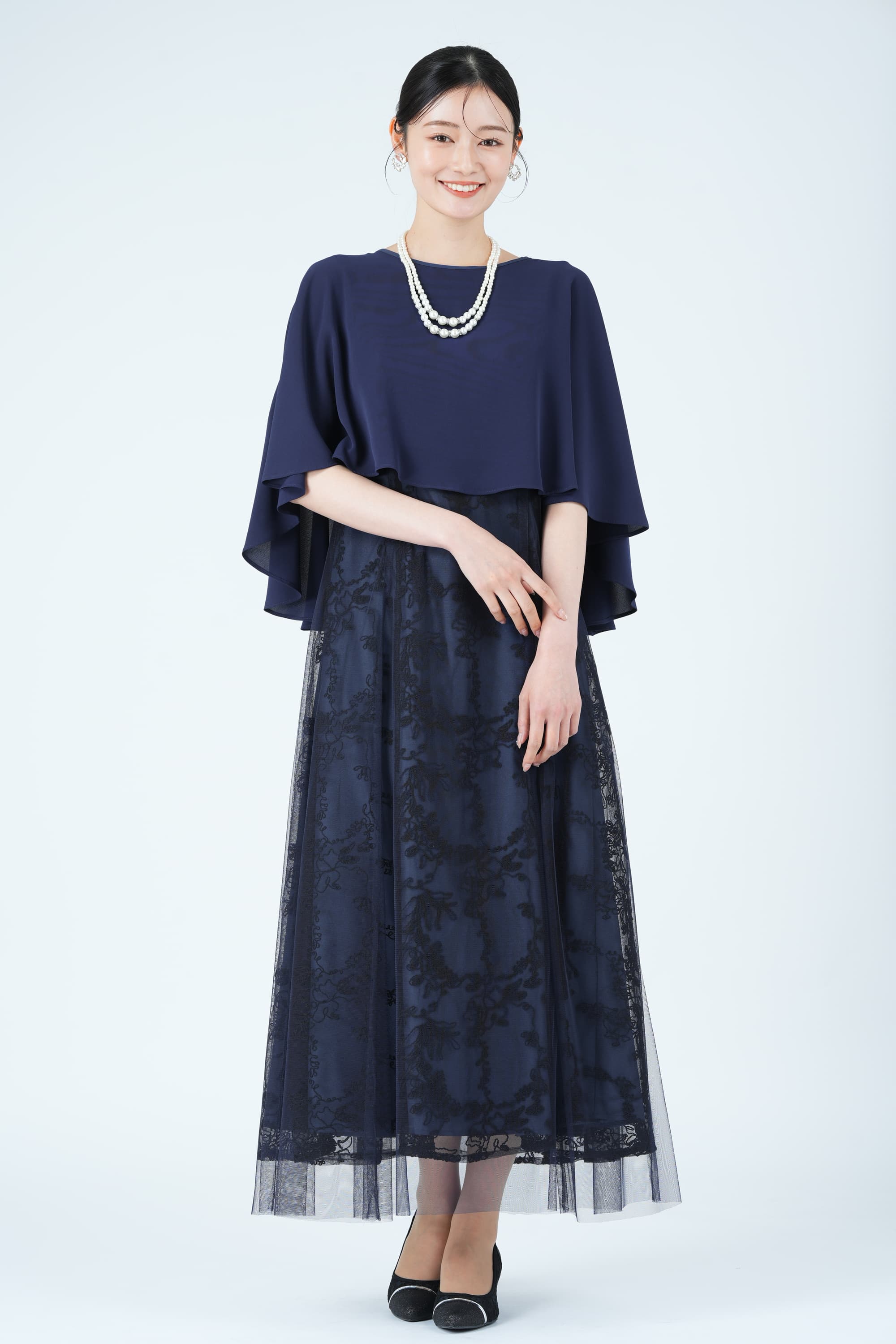 LACOUPE シフォンケープ×コード刺繍ネイビードレス (LL〜3L) を
