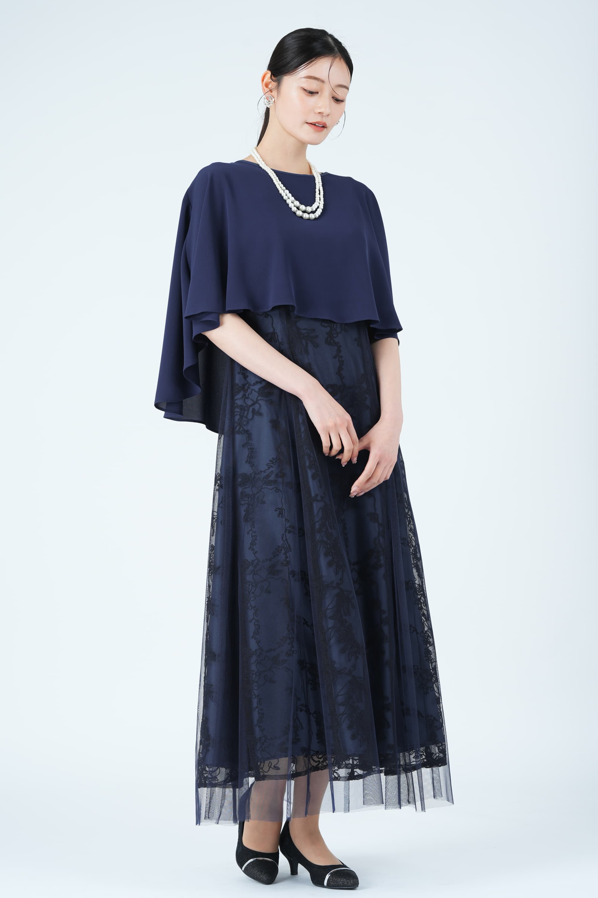 LACOUPE シフォンケープ×コード刺繍ネイビードレス (LL〜3L) を