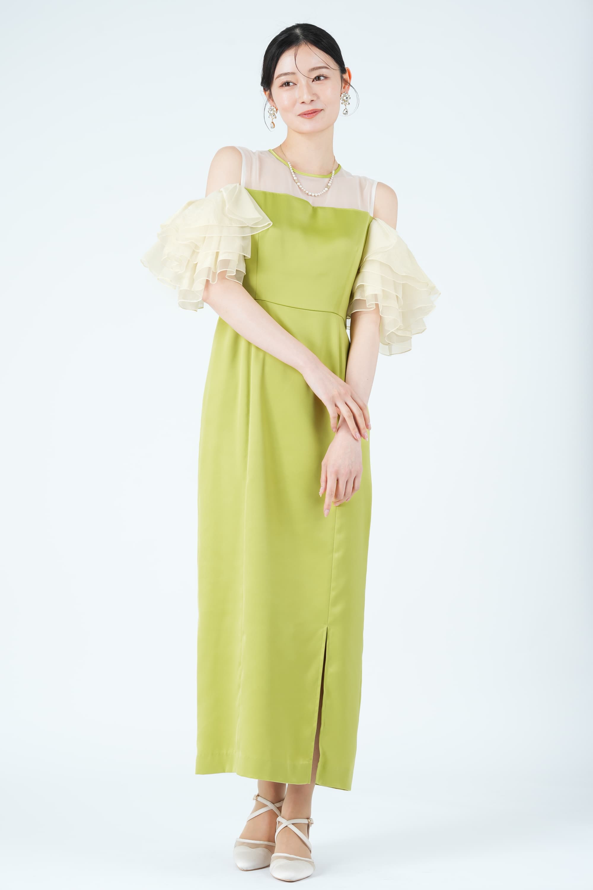 ボリュームラッフルスリーブオリーブドレス