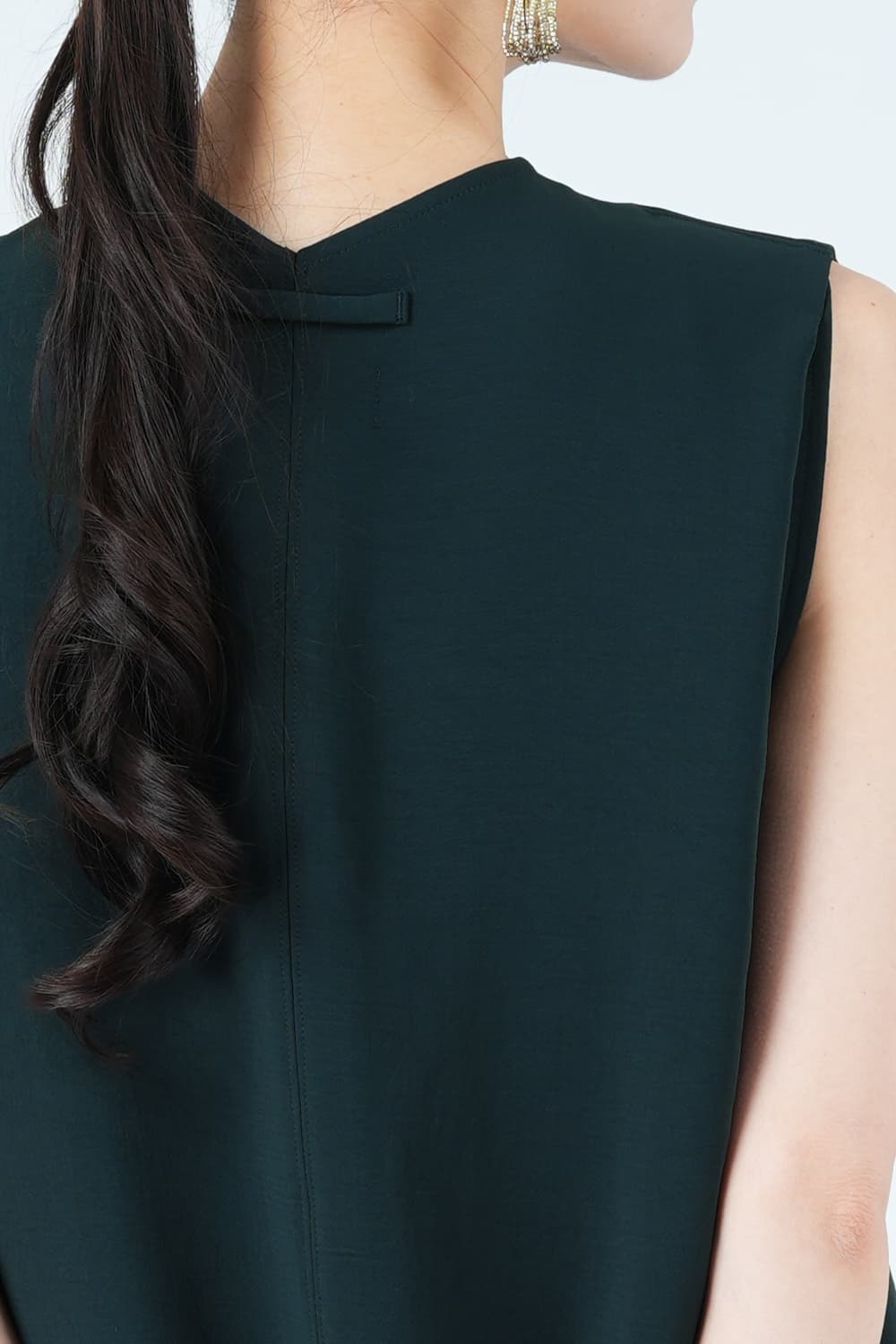 フロントジップダークグリーンドレス