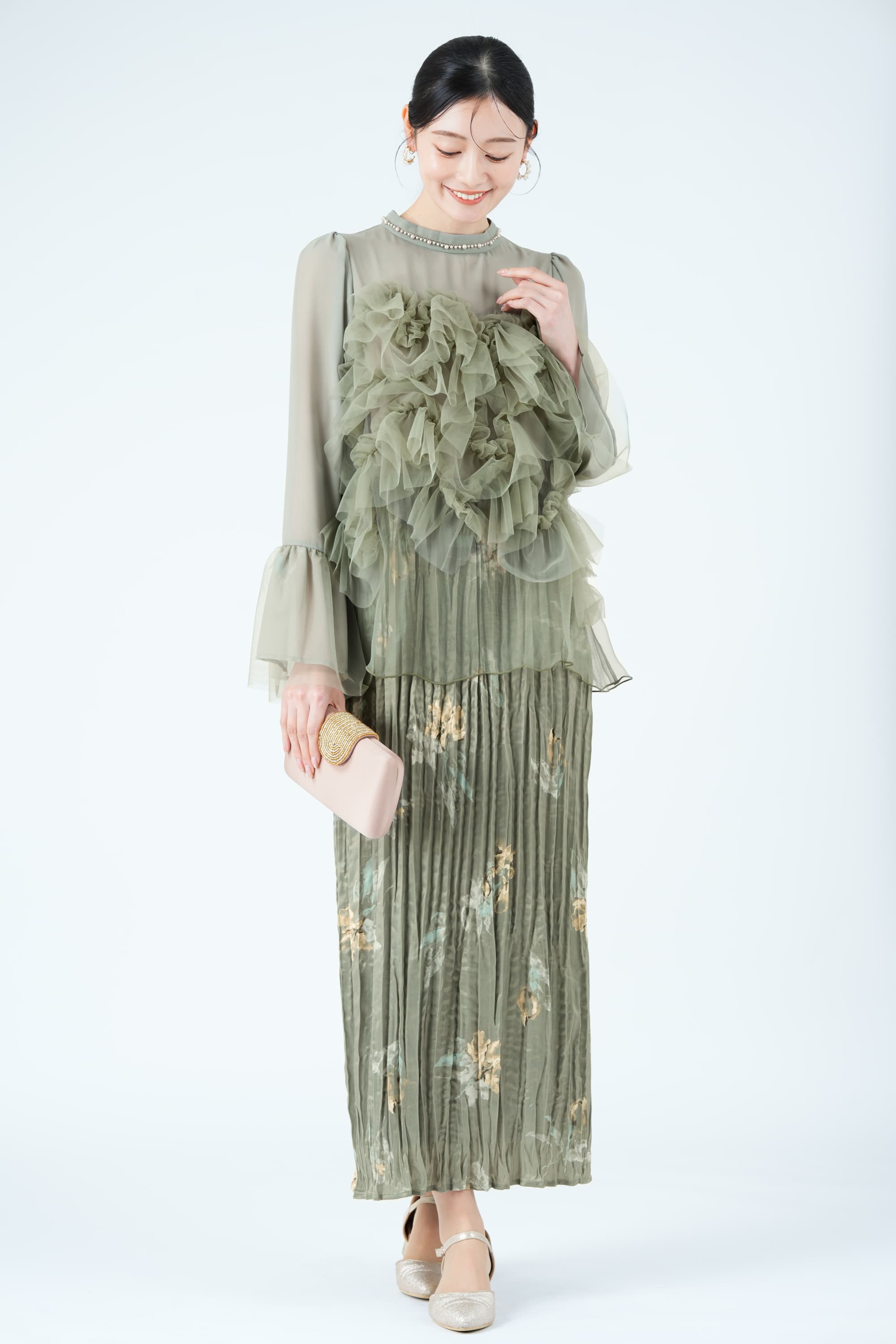 ニュアンスフラワー柄プリーツグリーンドレス